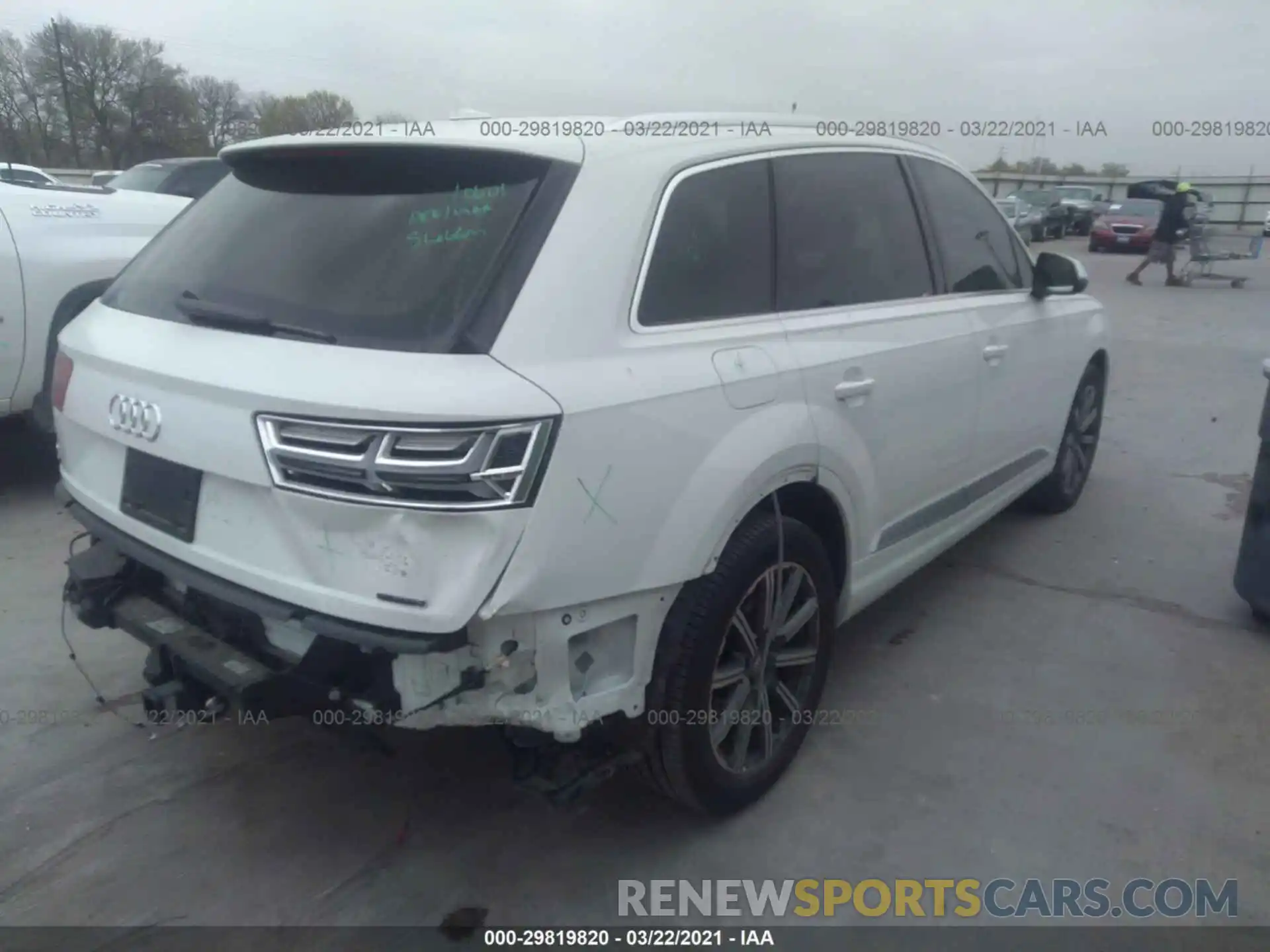 4 Photograph of a damaged car WA1LAAF7XKD040936 AUDI Q7 2019