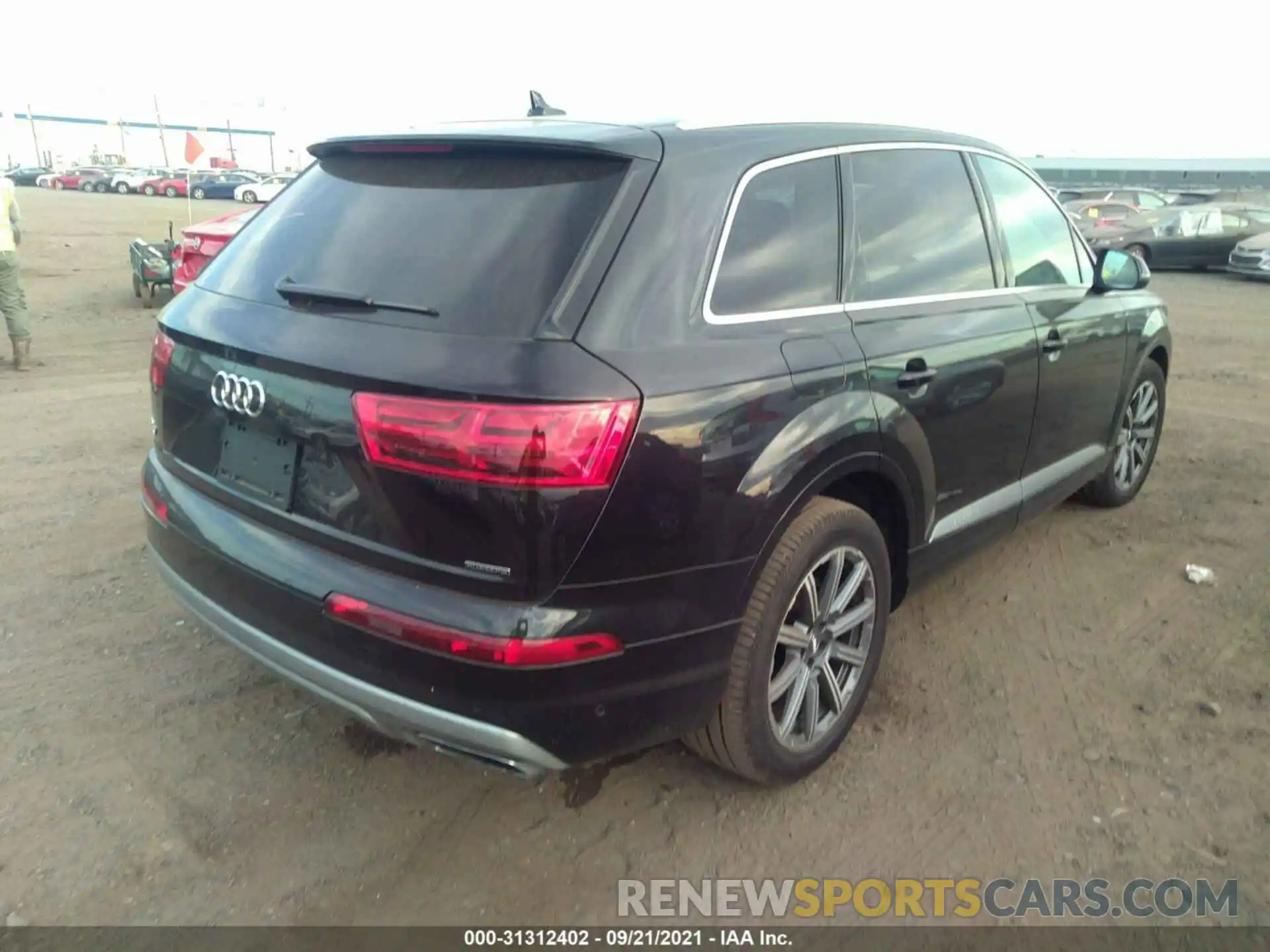 4 Фотография поврежденного автомобиля WA1LAAF7XKD042394 AUDI Q7 2019