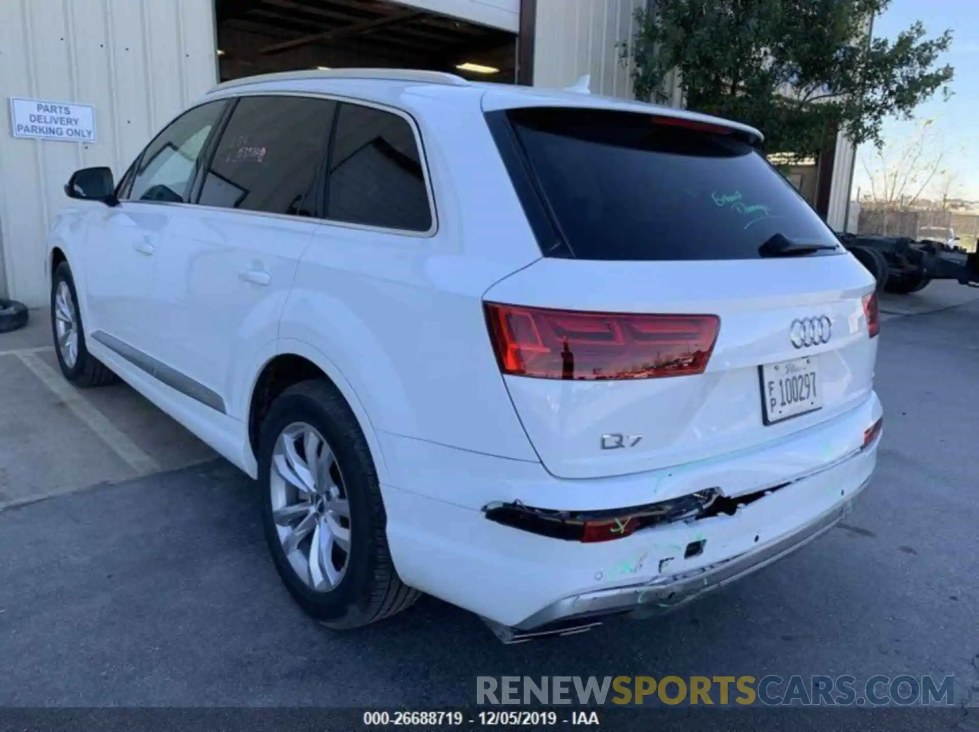 6 Photograph of a damaged car WA1LAAF7XKD044436 AUDI Q7 2019