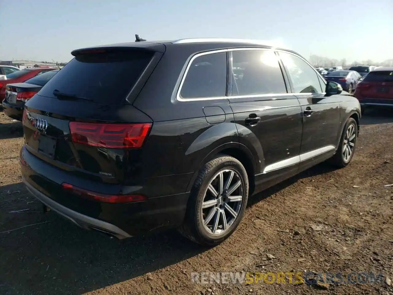 3 Фотография поврежденного автомобиля WA1LAAF7XKD046123 AUDI Q7 2019