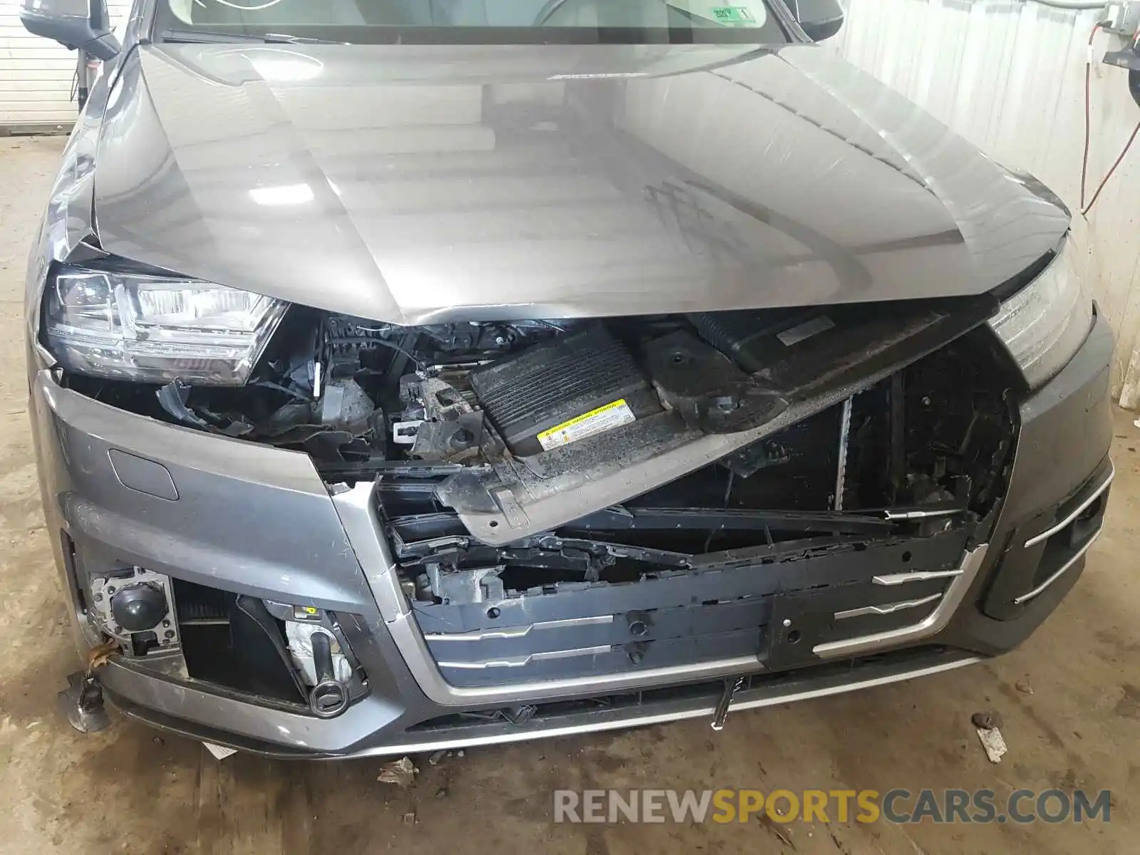 9 Photograph of a damaged car WA1LABF72KD019438 AUDI Q7 2019