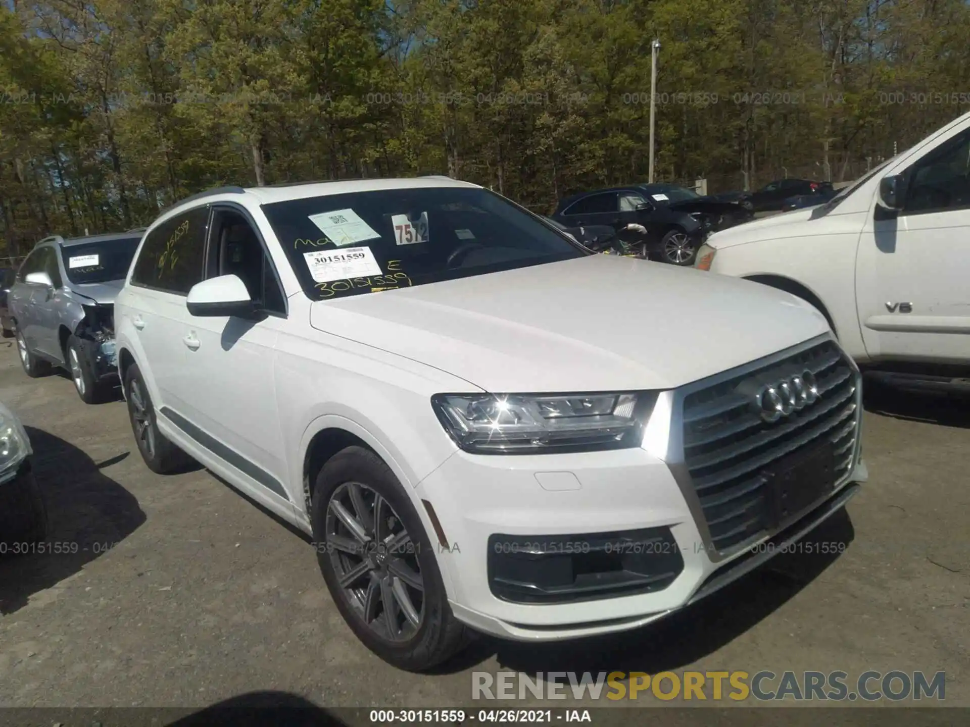 1 Photograph of a damaged car WA1LABF73KD010506 AUDI Q7 2019