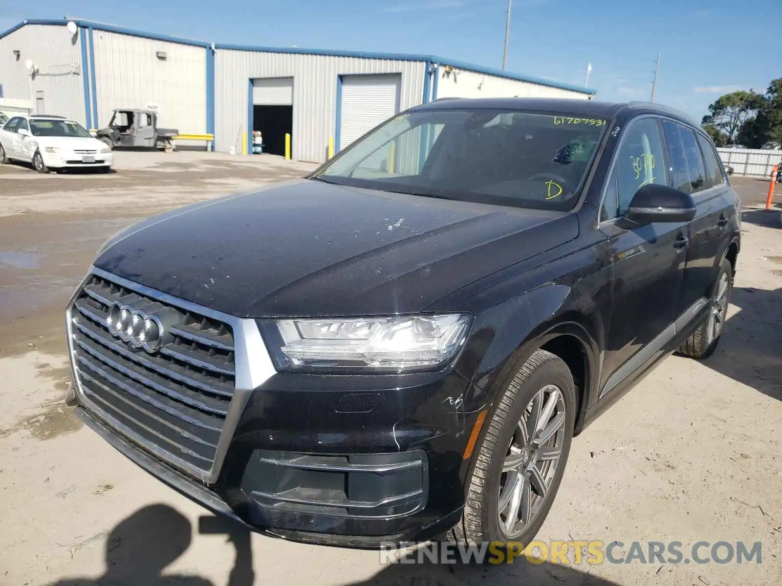 2 Фотография поврежденного автомобиля WA1LHAF70KD018133 AUDI Q7 2019