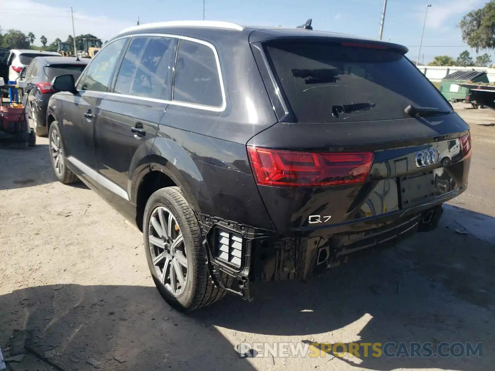 3 Фотография поврежденного автомобиля WA1LHAF70KD018133 AUDI Q7 2019