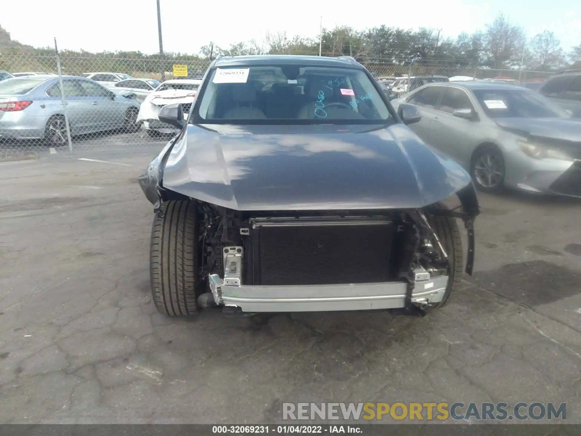 6 Photograph of a damaged car WA1LHAF70KD020447 AUDI Q7 2019