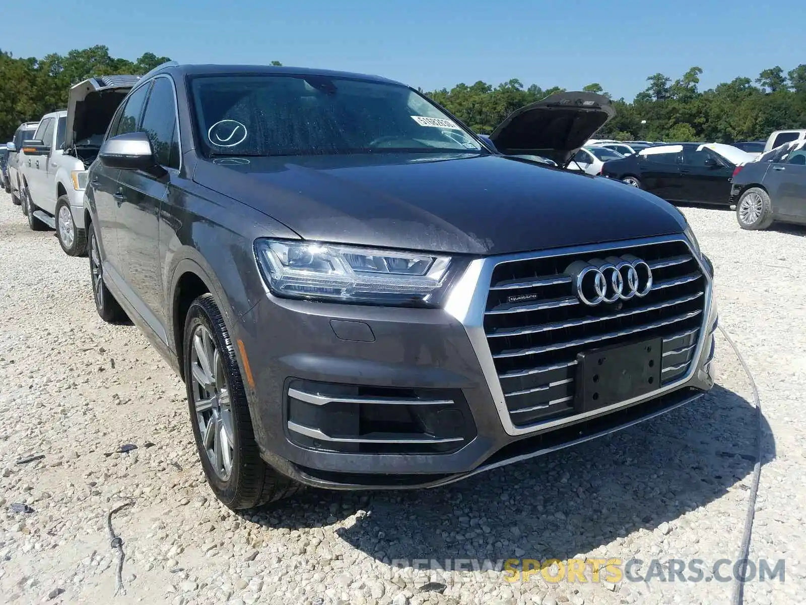 1 Фотография поврежденного автомобиля WA1LHAF70KD020920 AUDI Q7 2019