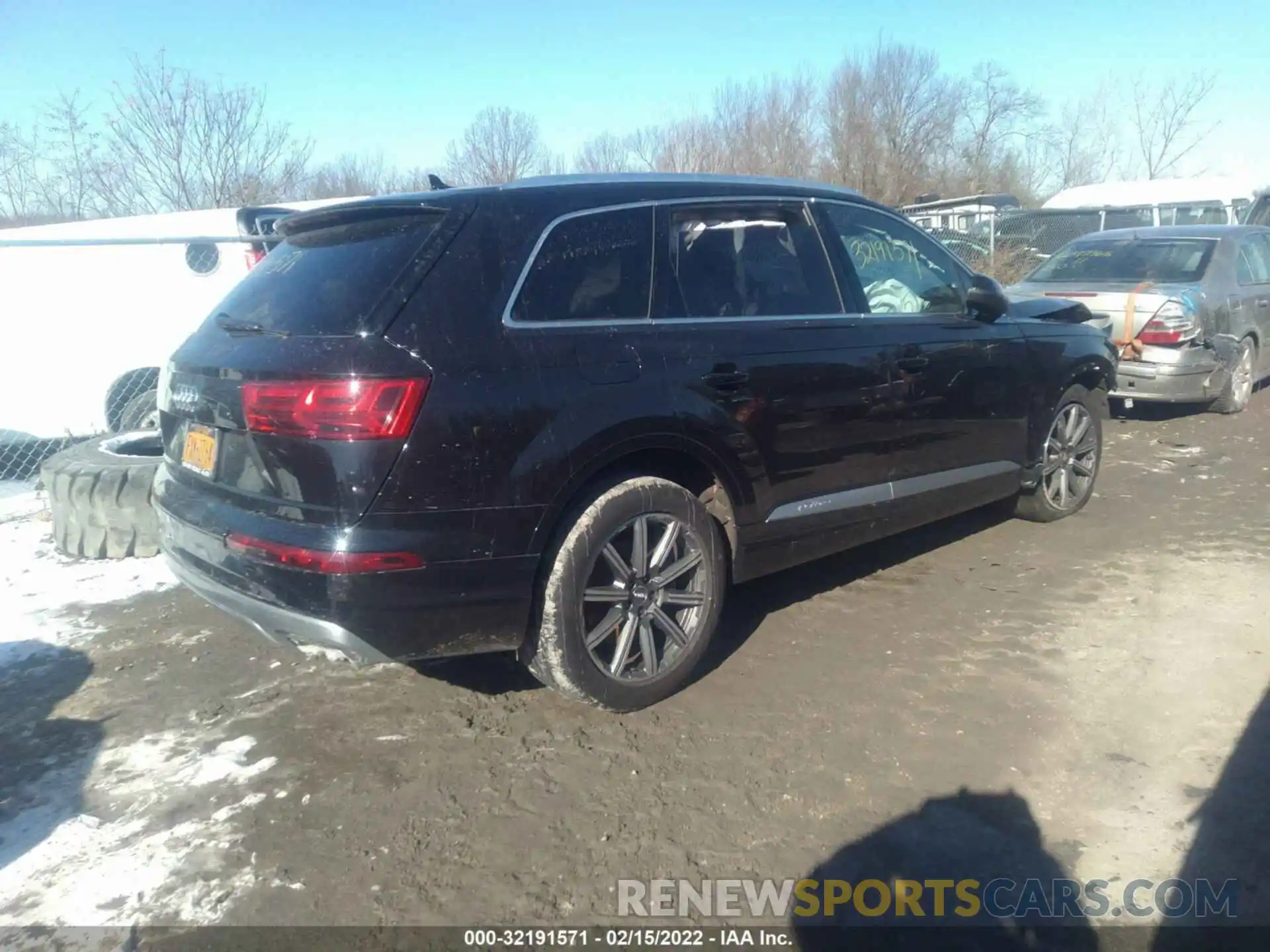 4 Фотография поврежденного автомобиля WA1LHAF70KD024658 AUDI Q7 2019