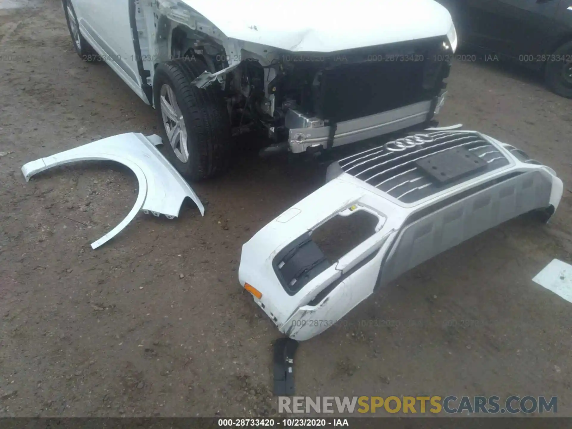 12 Photograph of a damaged car WA1LHAF70KD026295 AUDI Q7 2019