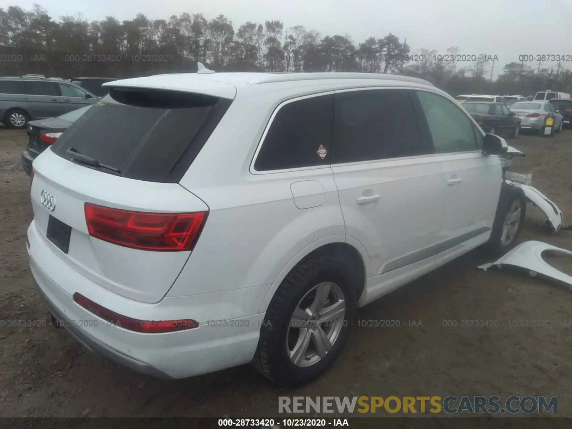 4 Фотография поврежденного автомобиля WA1LHAF70KD026295 AUDI Q7 2019