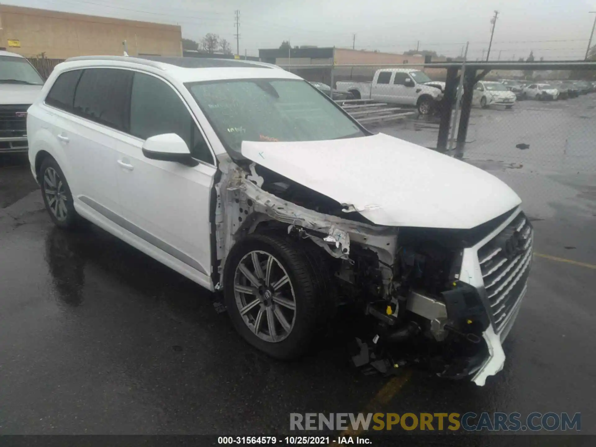 1 Photograph of a damaged car WA1LHAF70KD035028 AUDI Q7 2019