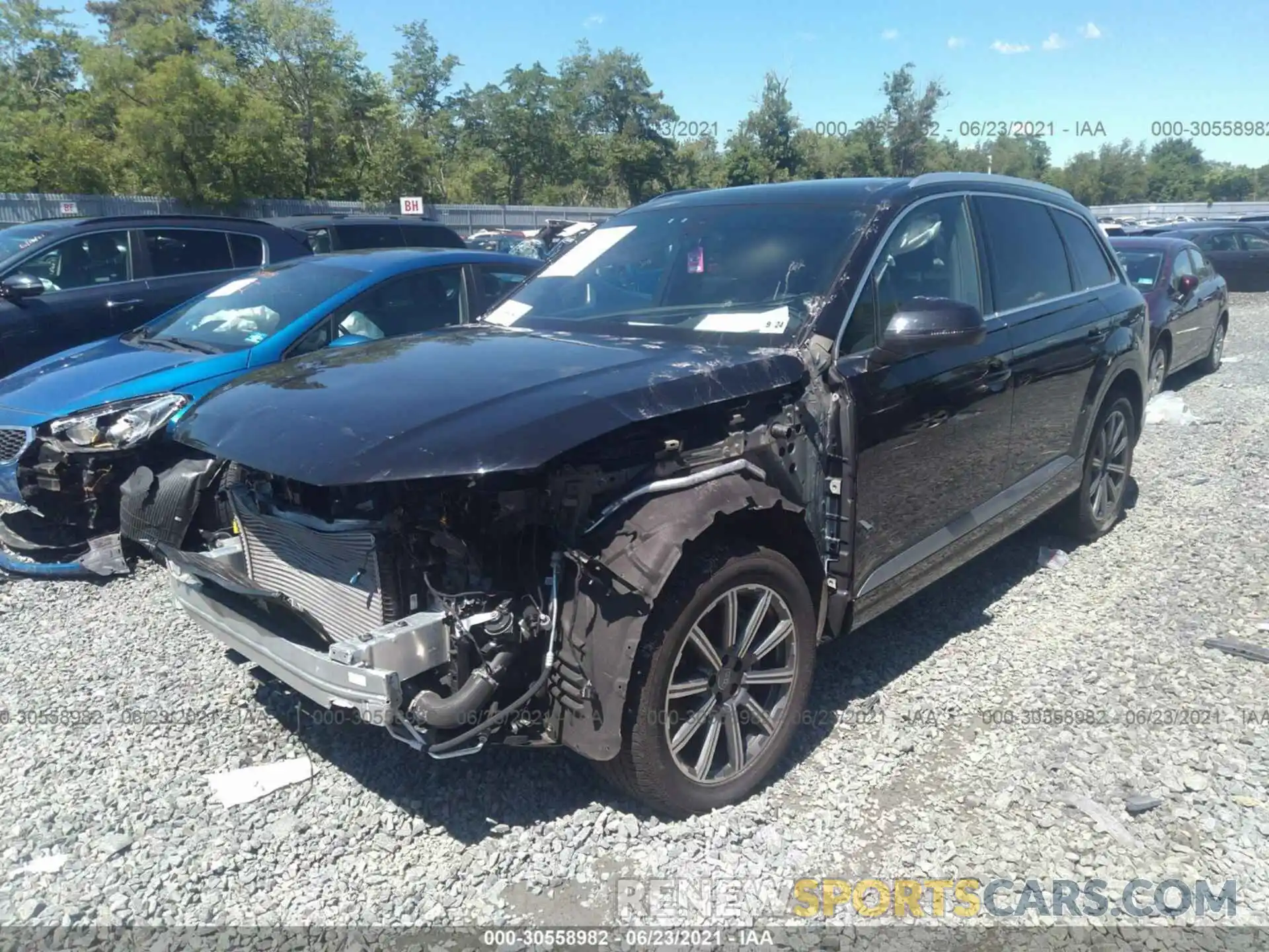 2 Фотография поврежденного автомобиля WA1LHAF70KD035871 AUDI Q7 2019