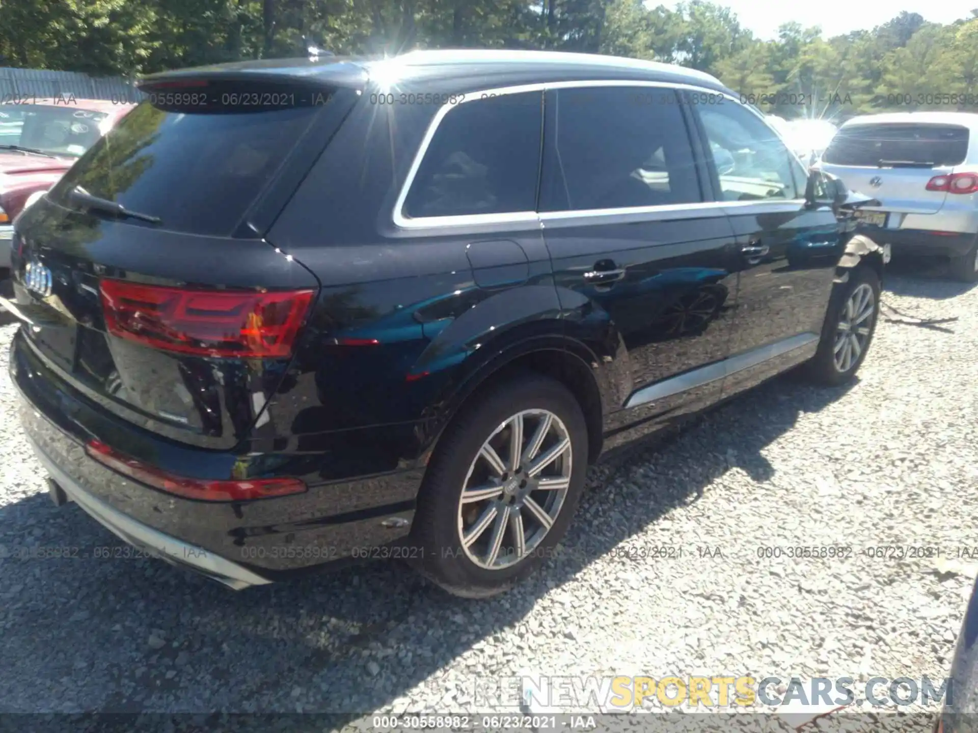 4 Фотография поврежденного автомобиля WA1LHAF70KD035871 AUDI Q7 2019