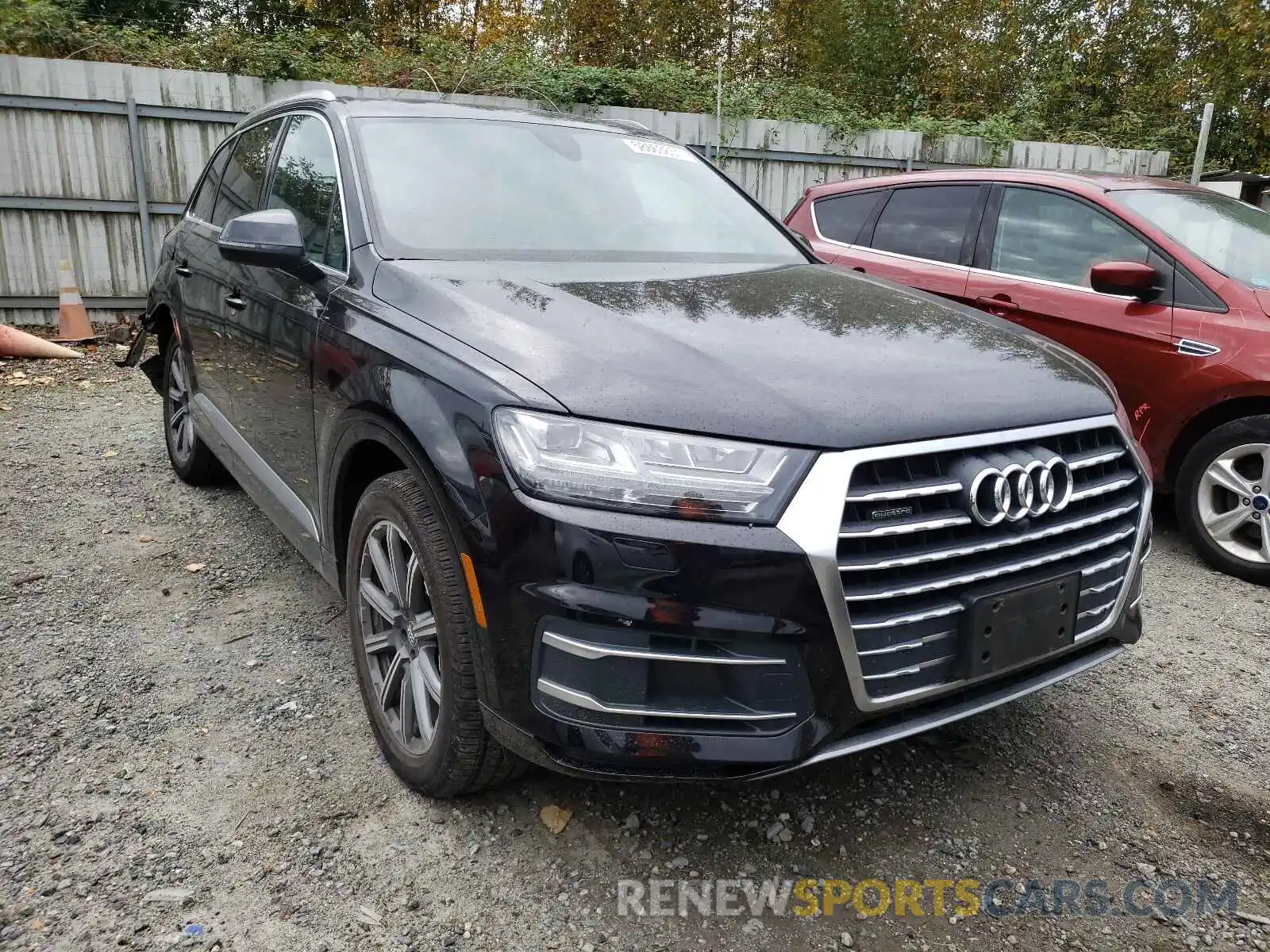 1 Photograph of a damaged car WA1LHAF70KD038124 AUDI Q7 2019