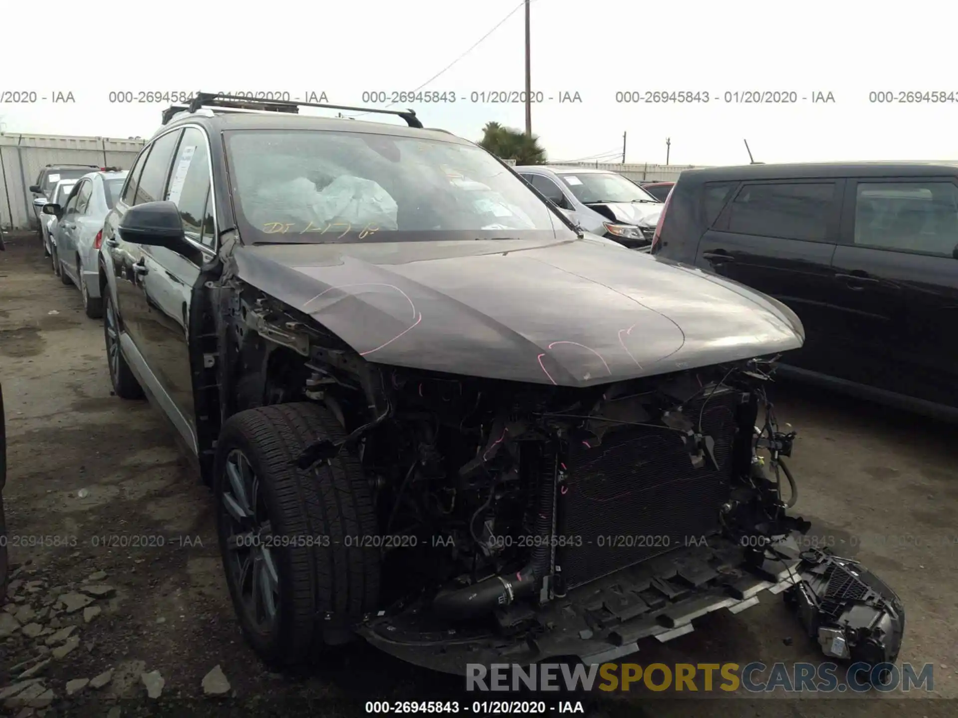 1 Photograph of a damaged car WA1LHAF70KD039225 AUDI Q7 2019