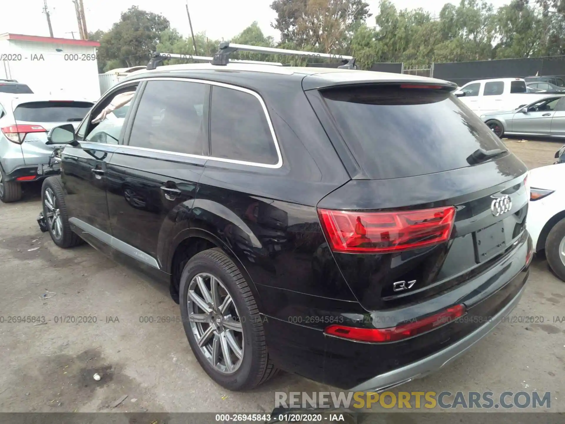 3 Фотография поврежденного автомобиля WA1LHAF70KD039225 AUDI Q7 2019