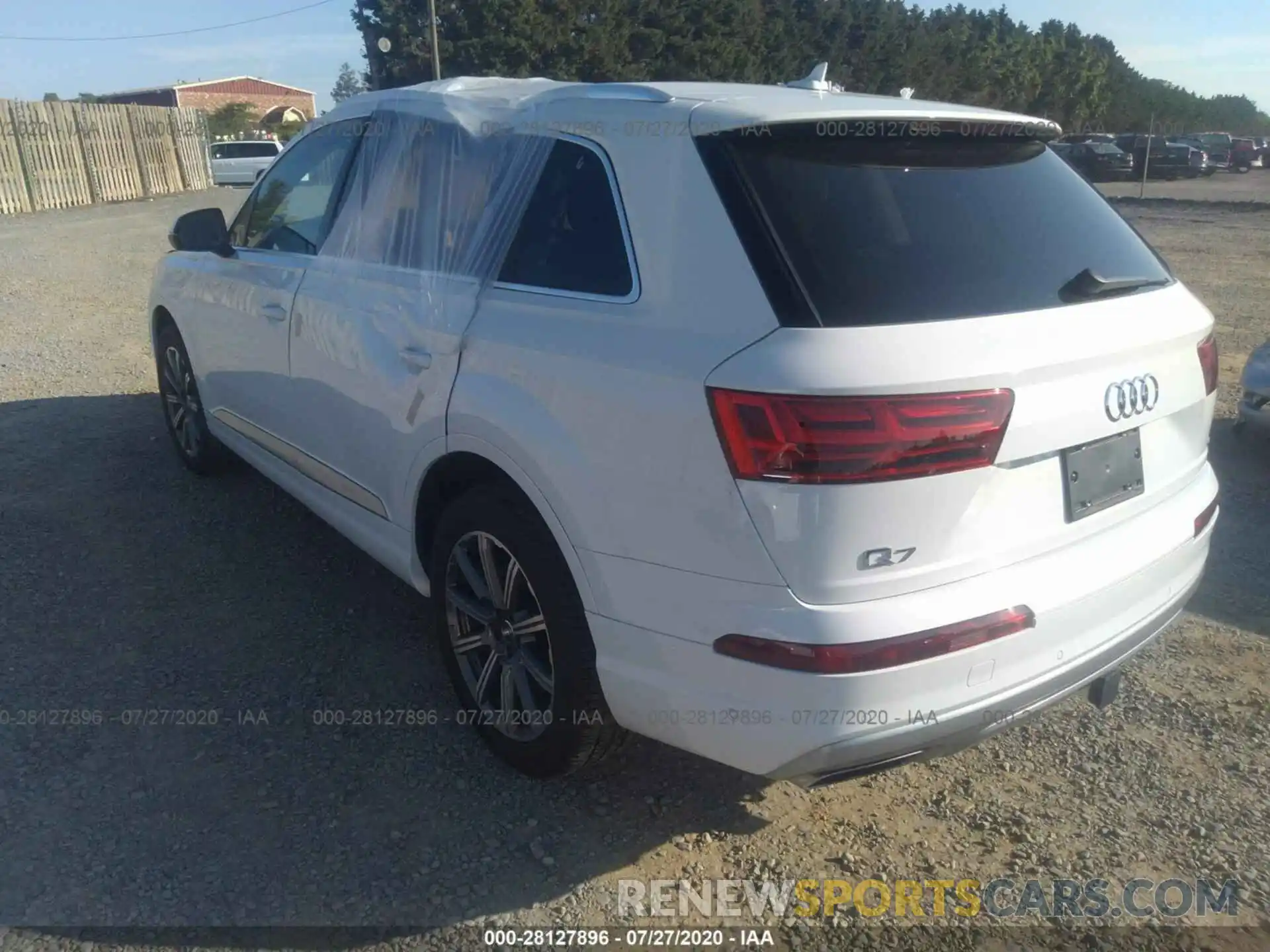 3 Photograph of a damaged car WA1LHAF70KD040052 AUDI Q7 2019