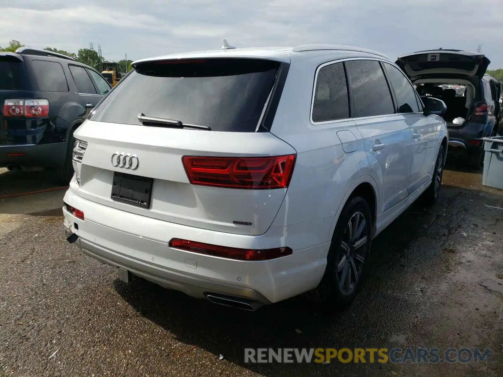 4 Фотография поврежденного автомобиля WA1LHAF70KD045638 AUDI Q7 2019