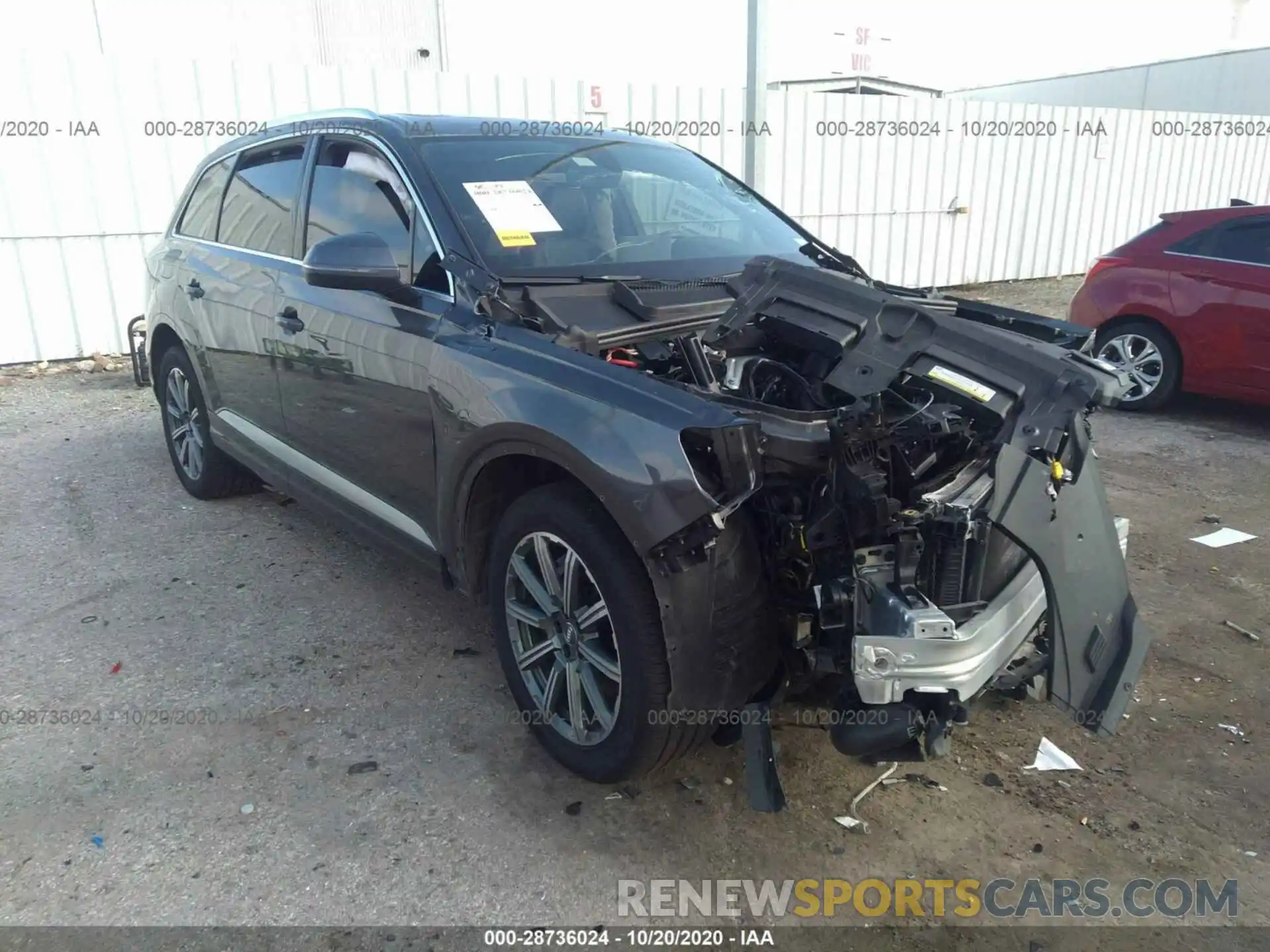 1 Photograph of a damaged car WA1LHAF71KD024054 AUDI Q7 2019