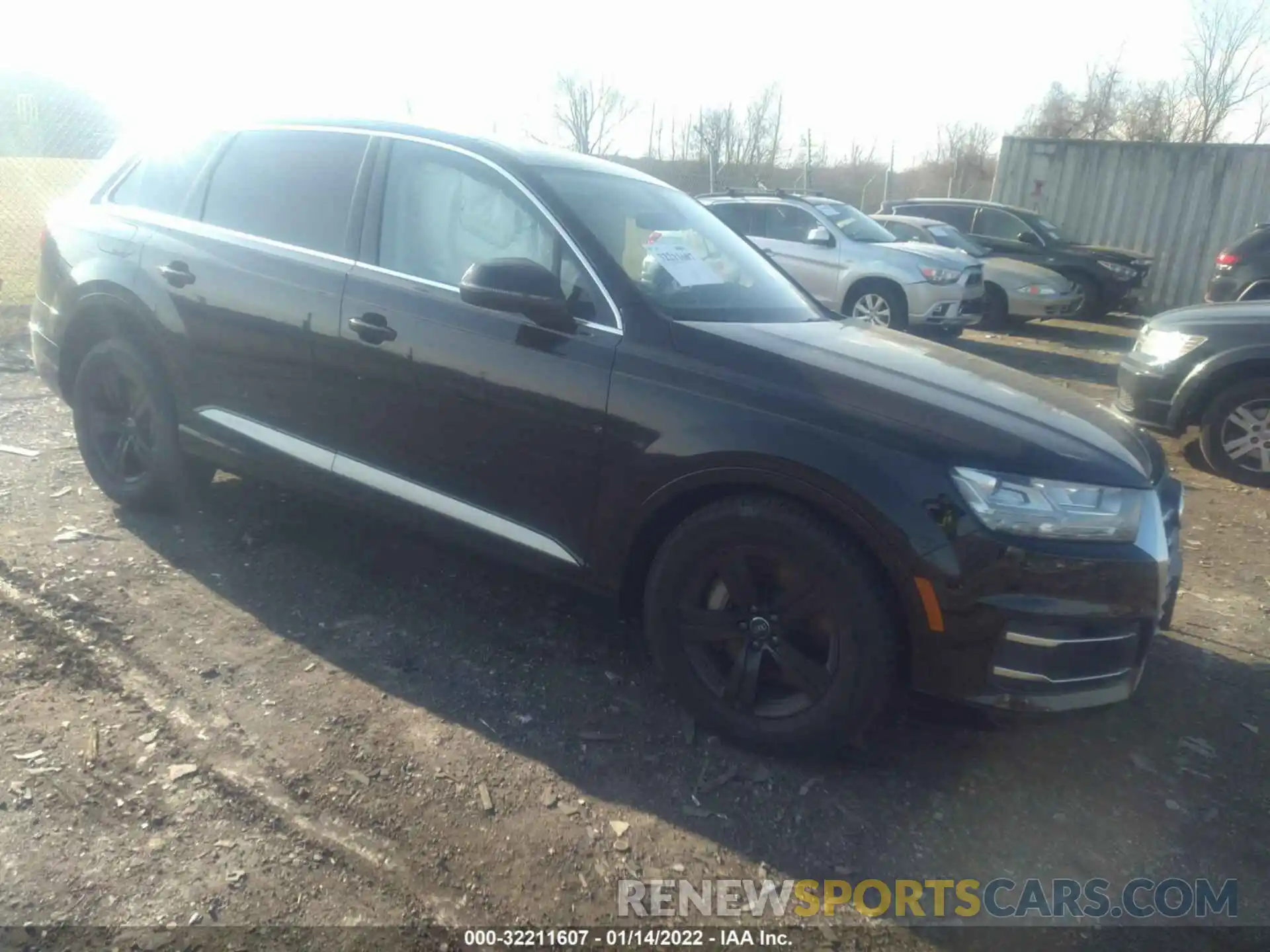 1 Фотография поврежденного автомобиля WA1LHAF71KD024328 AUDI Q7 2019