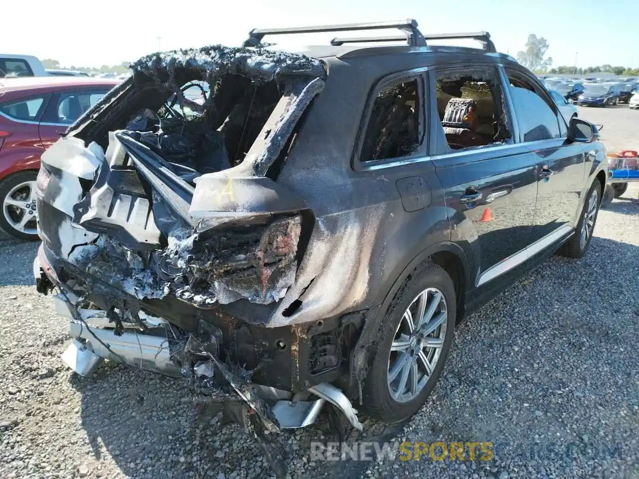 4 Photograph of a damaged car WA1LHAF71KD026774 AUDI Q7 2019