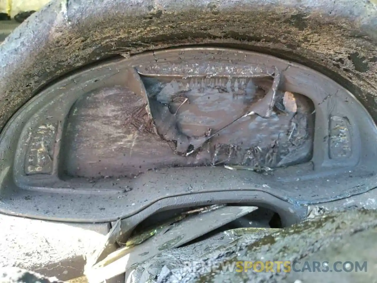 8 Photograph of a damaged car WA1LHAF71KD026774 AUDI Q7 2019