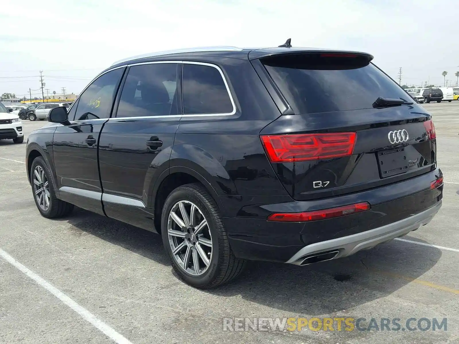 3 Фотография поврежденного автомобиля WA1LHAF71KD027486 AUDI Q7 2019