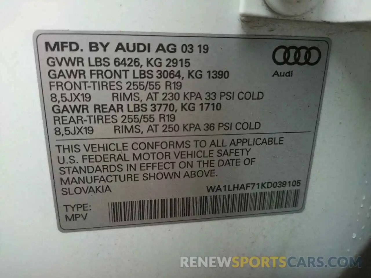 10 Photograph of a damaged car WA1LHAF71KD039105 AUDI Q7 2019