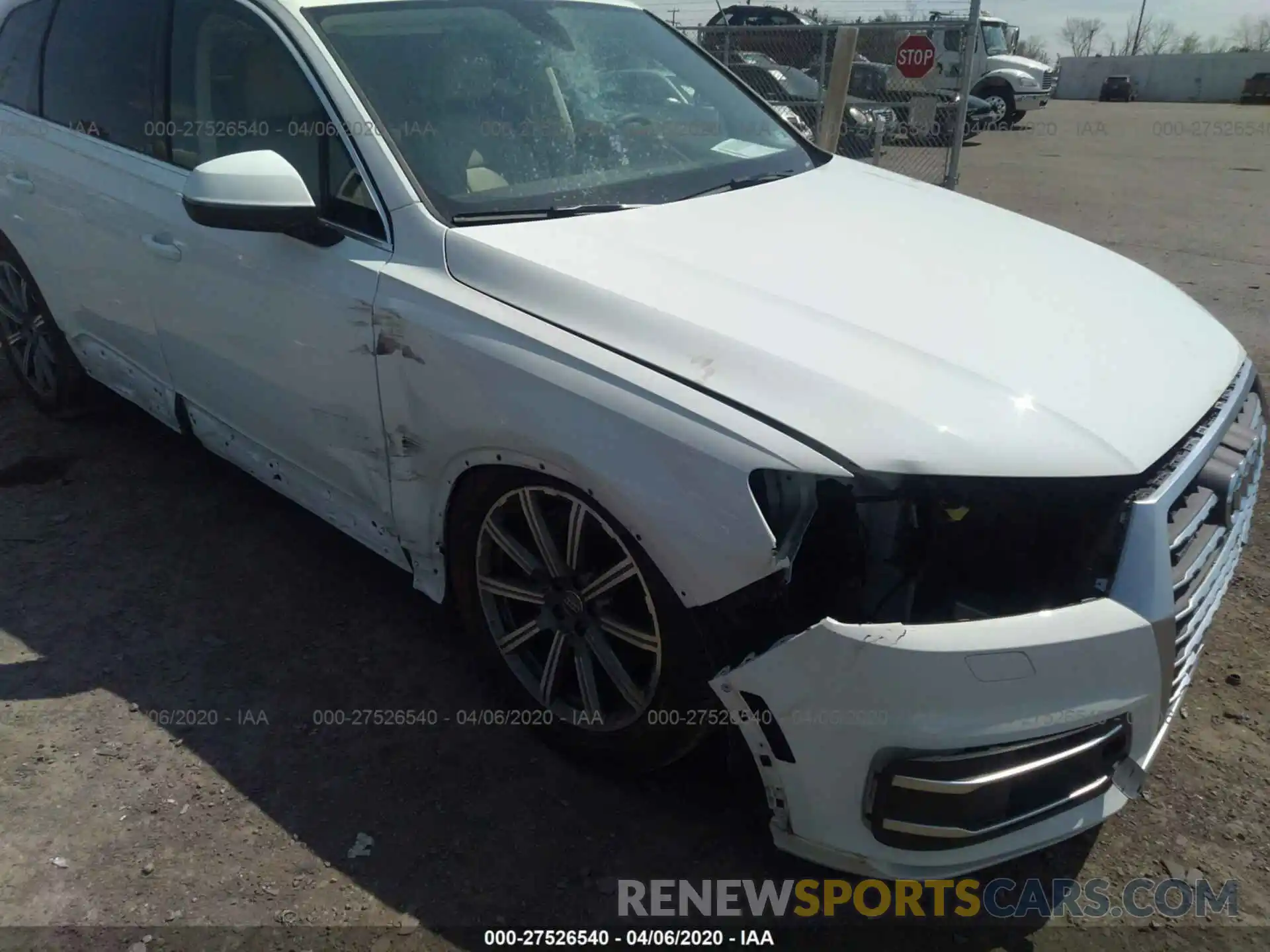 6 Photograph of a damaged car WA1LHAF71KD039749 AUDI Q7 2019