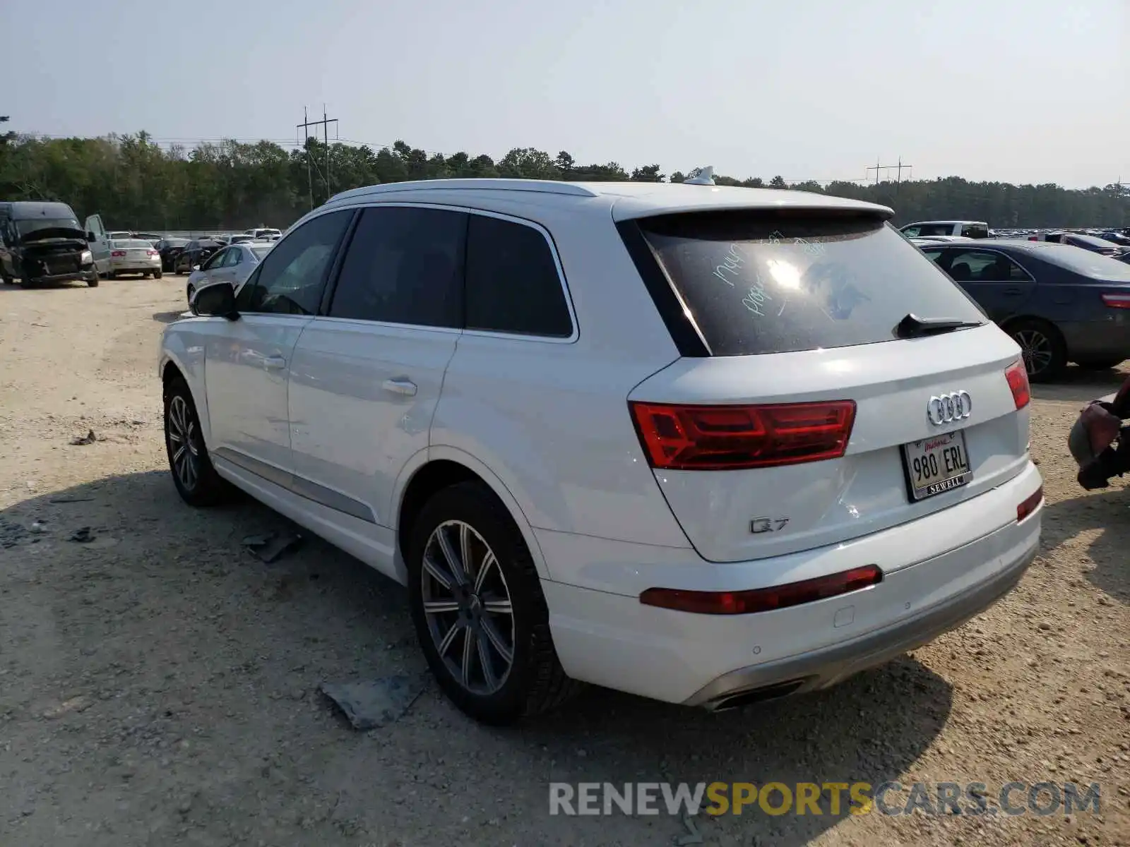 3 Фотография поврежденного автомобиля WA1LHAF71KD042540 AUDI Q7 2019