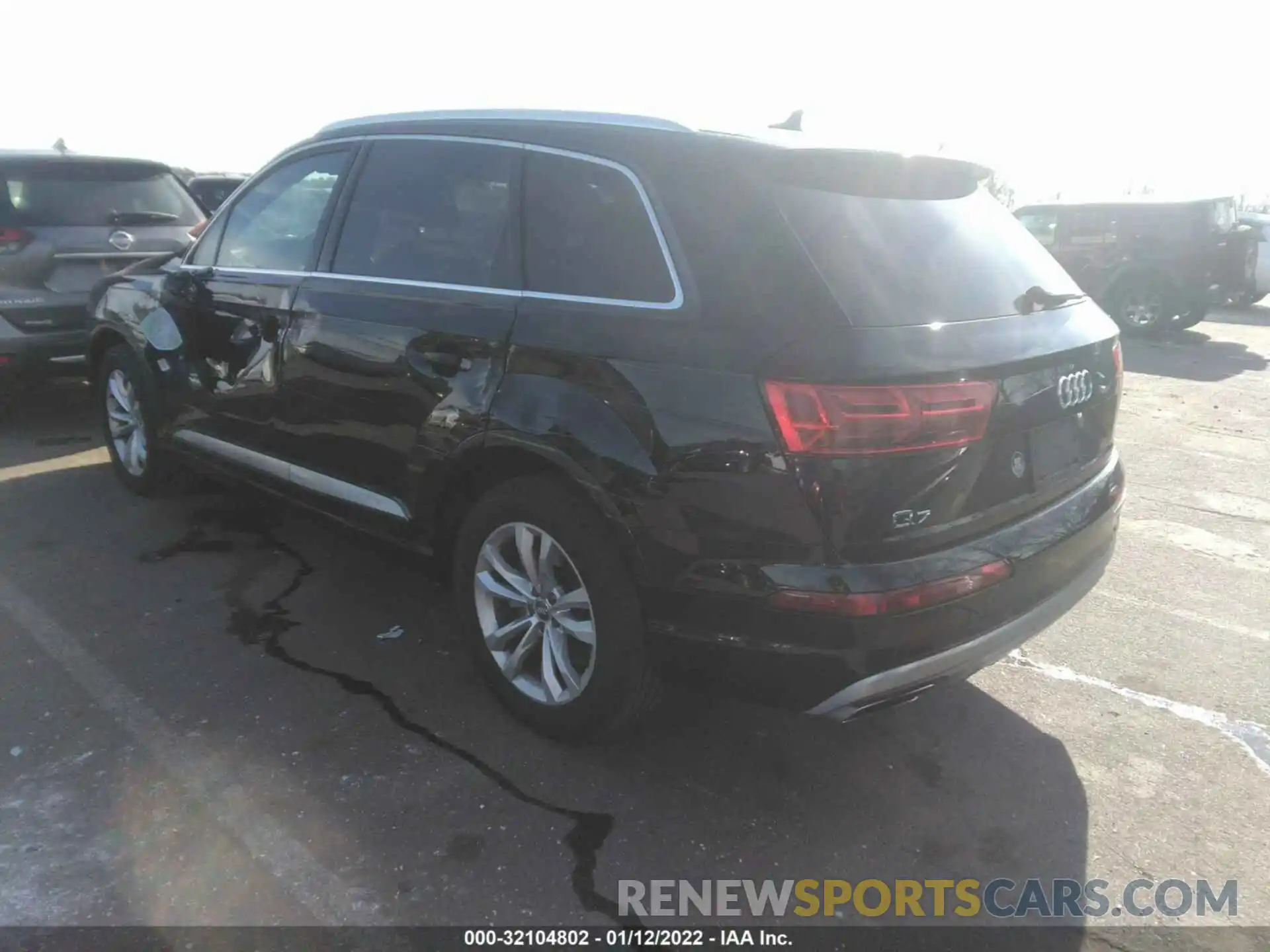 3 Фотография поврежденного автомобиля WA1LHAF72KD019428 AUDI Q7 2019