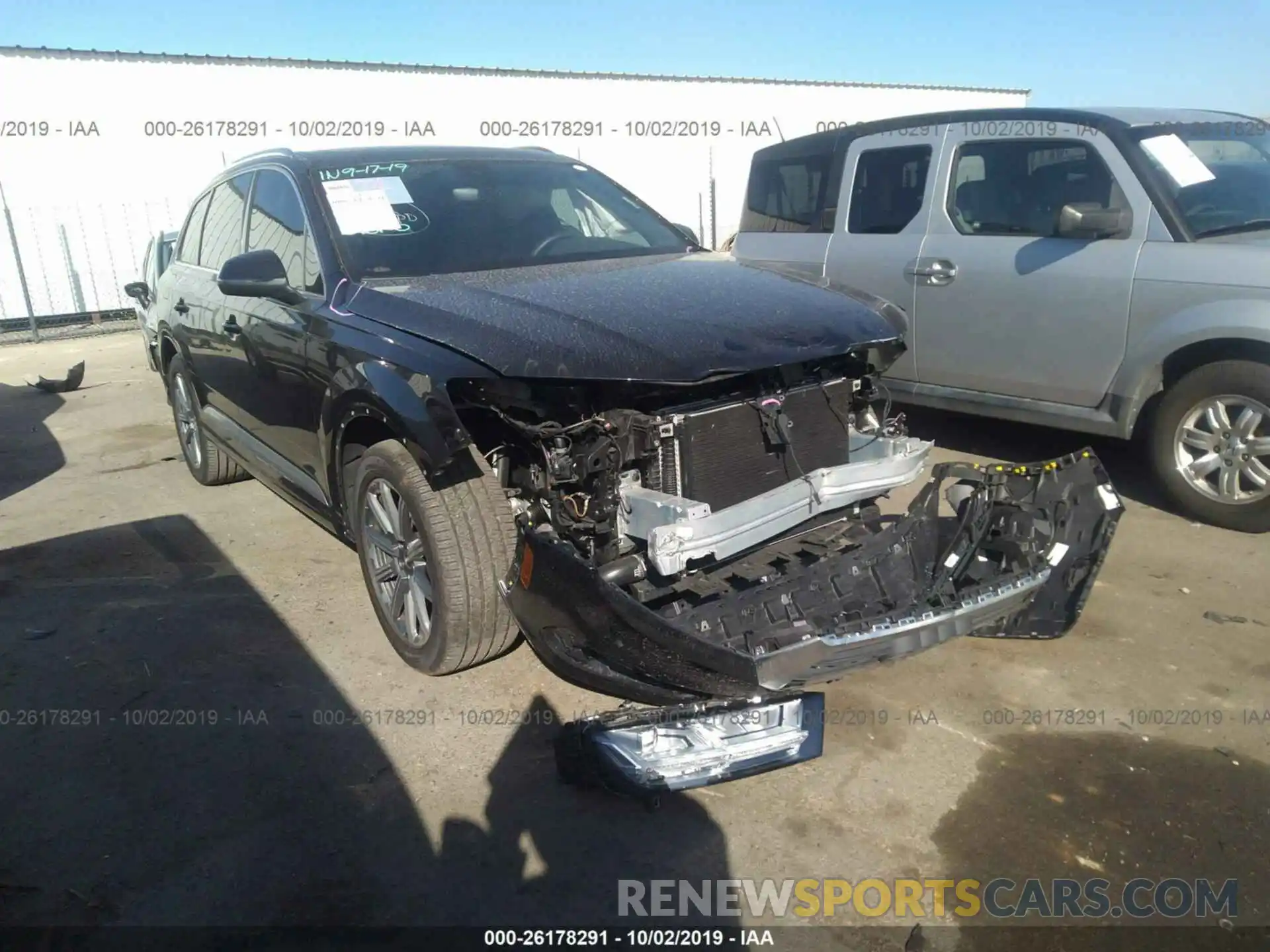 1 Photograph of a damaged car WA1LHAF72KD027240 AUDI Q7 2019