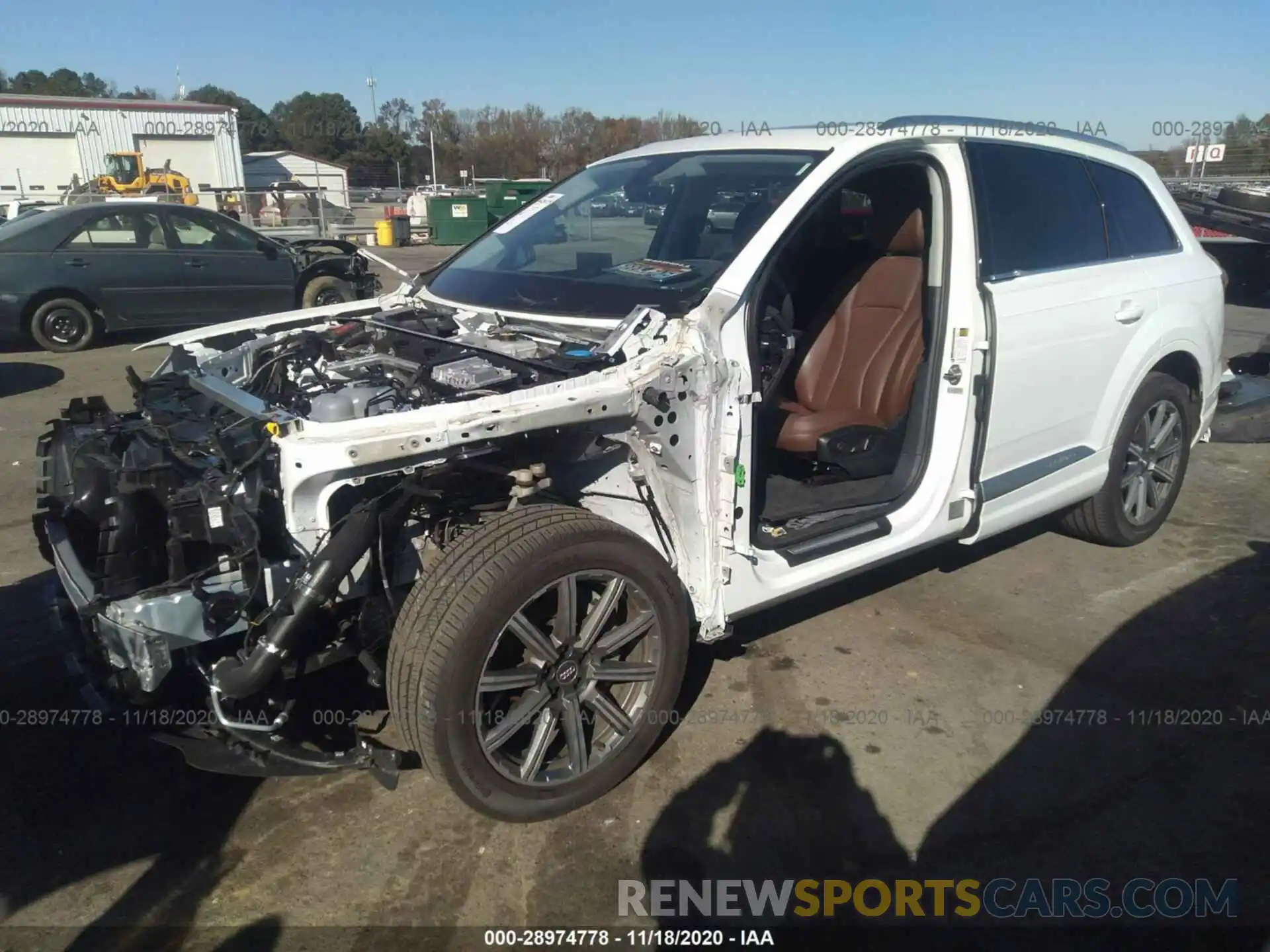 2 Photograph of a damaged car WA1LHAF72KD028808 AUDI Q7 2019