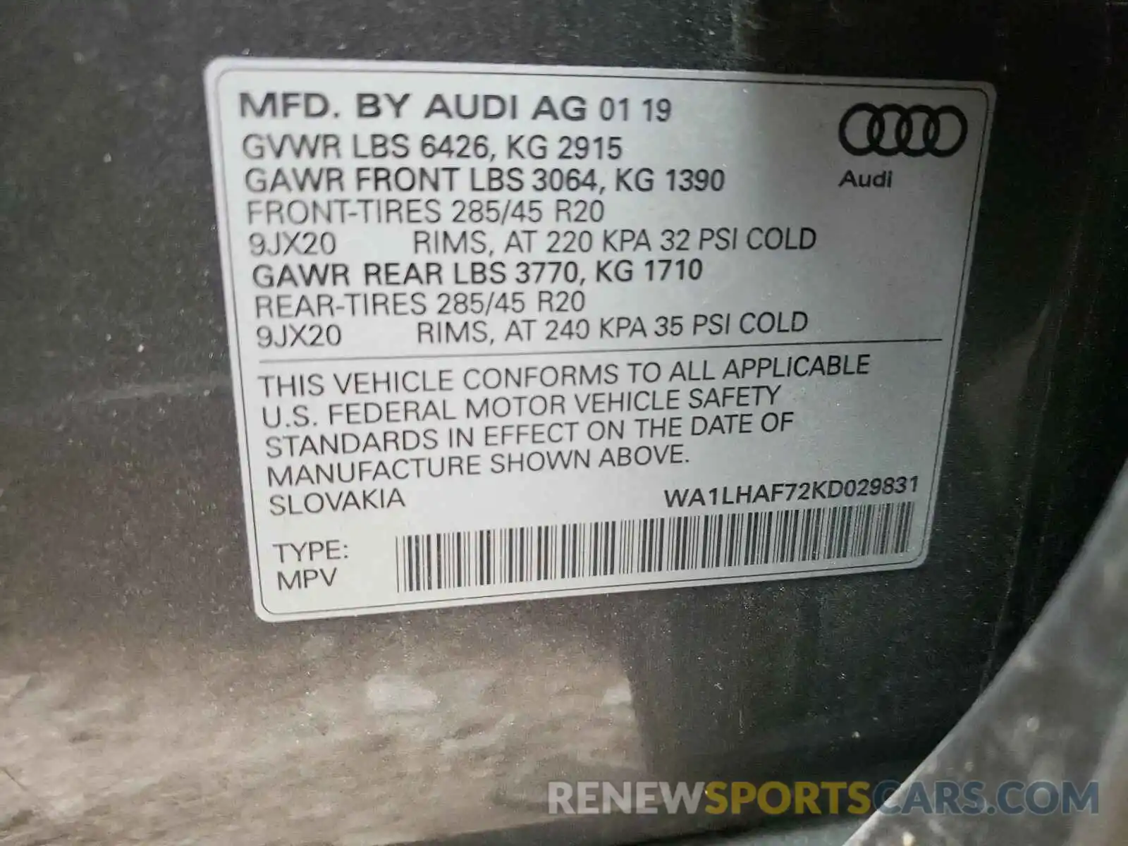 10 Photograph of a damaged car WA1LHAF72KD029831 AUDI Q7 2019