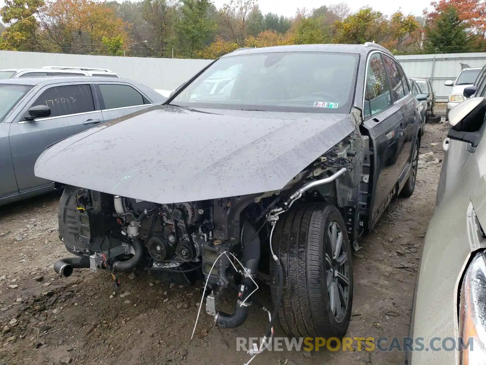 2 Photograph of a damaged car WA1LHAF72KD029831 AUDI Q7 2019