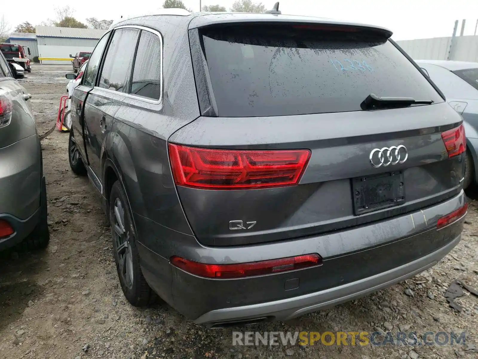 3 Фотография поврежденного автомобиля WA1LHAF72KD029831 AUDI Q7 2019