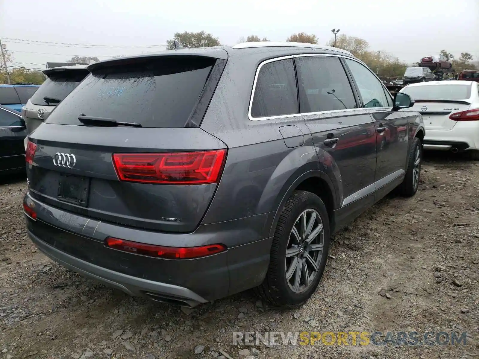 4 Фотография поврежденного автомобиля WA1LHAF72KD029831 AUDI Q7 2019