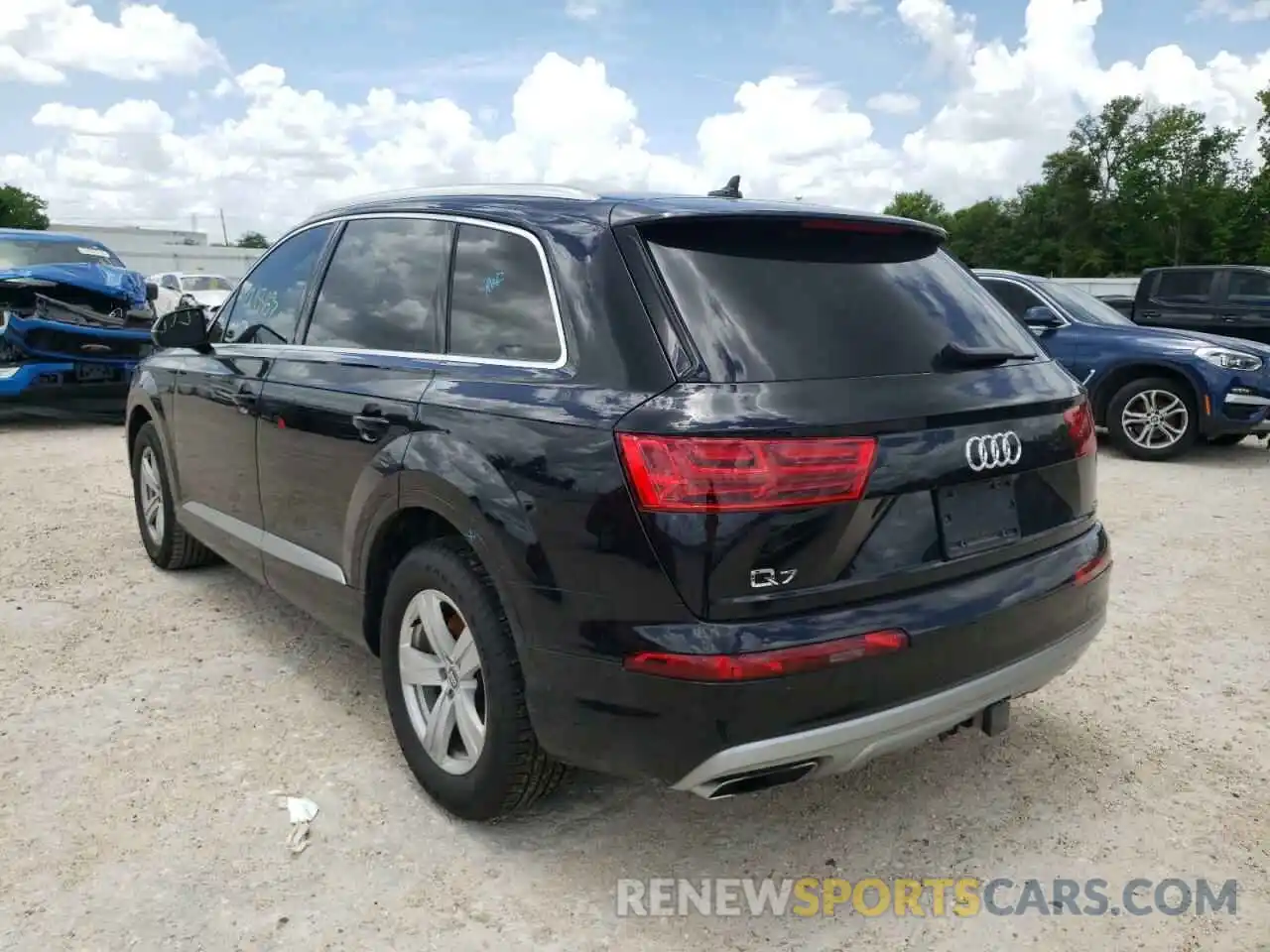 3 Фотография поврежденного автомобиля WA1LHAF72KD030459 AUDI Q7 2019