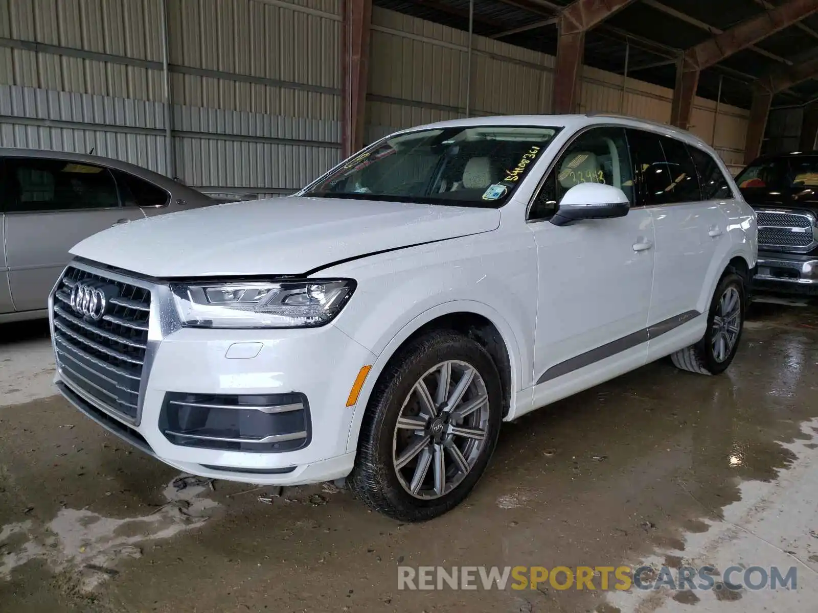 2 Photograph of a damaged car WA1LHAF72KD037461 AUDI Q7 2019