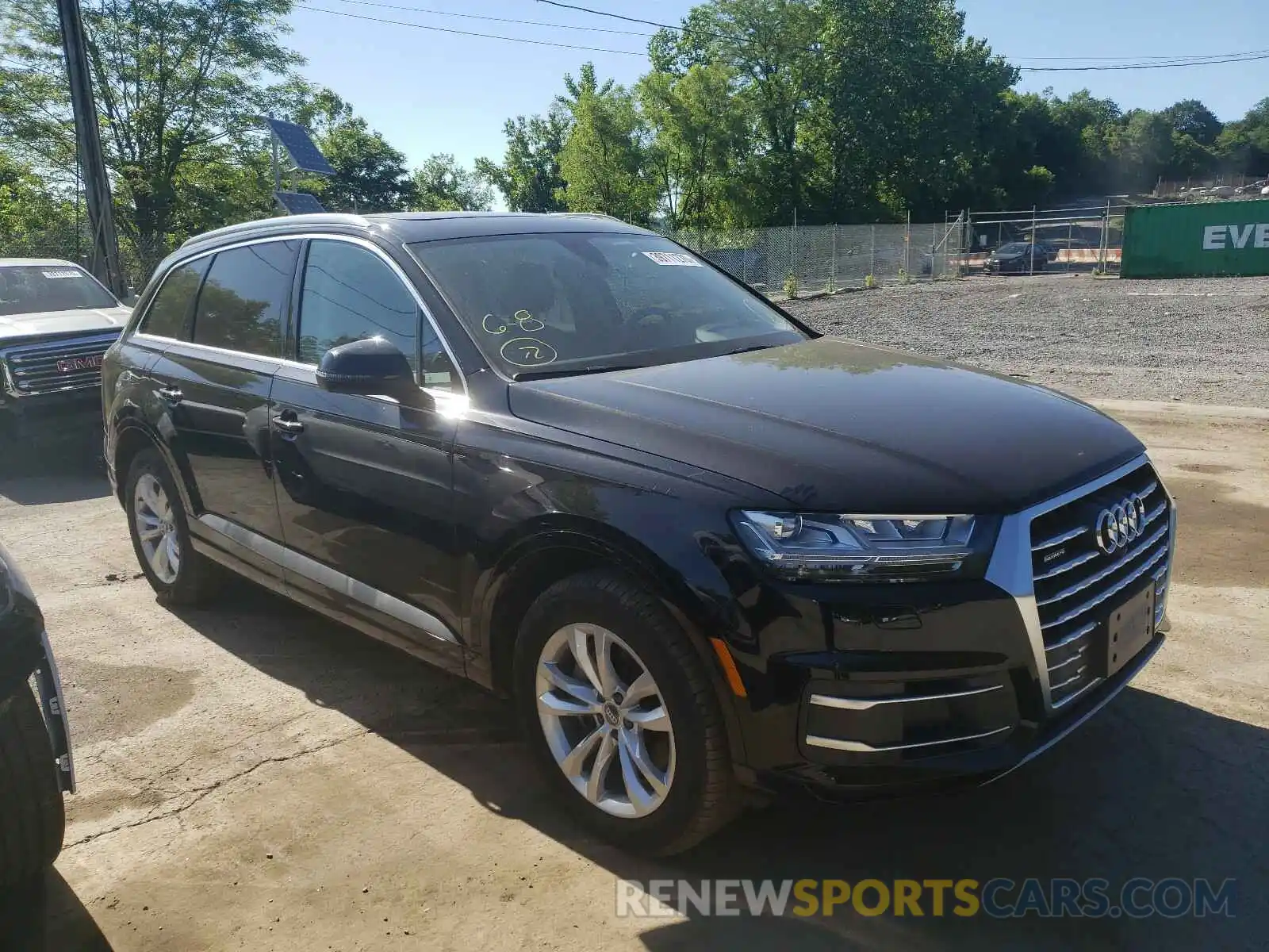 1 Фотография поврежденного автомобиля WA1LHAF72KD038089 AUDI Q7 2019