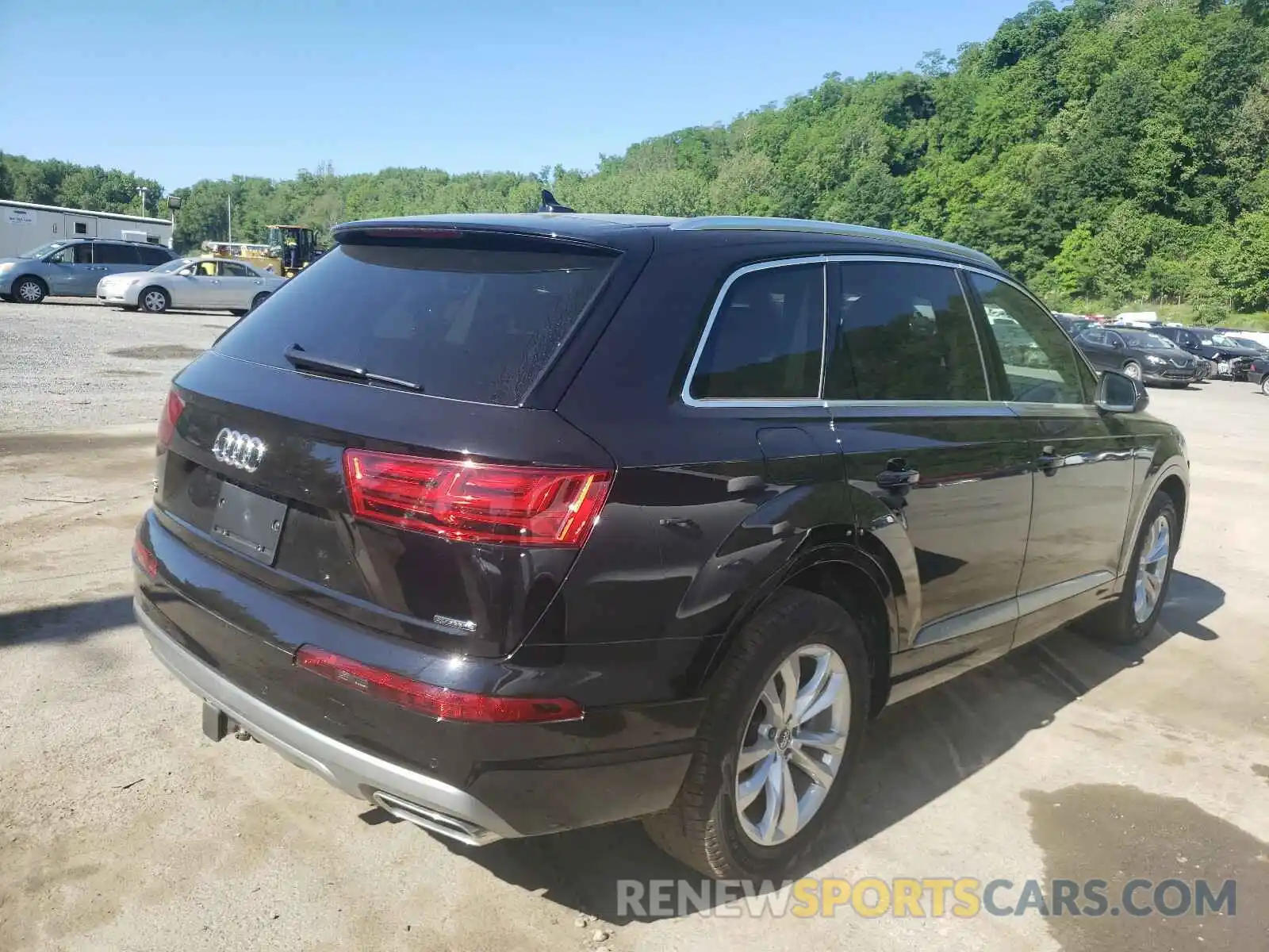 4 Фотография поврежденного автомобиля WA1LHAF72KD038089 AUDI Q7 2019