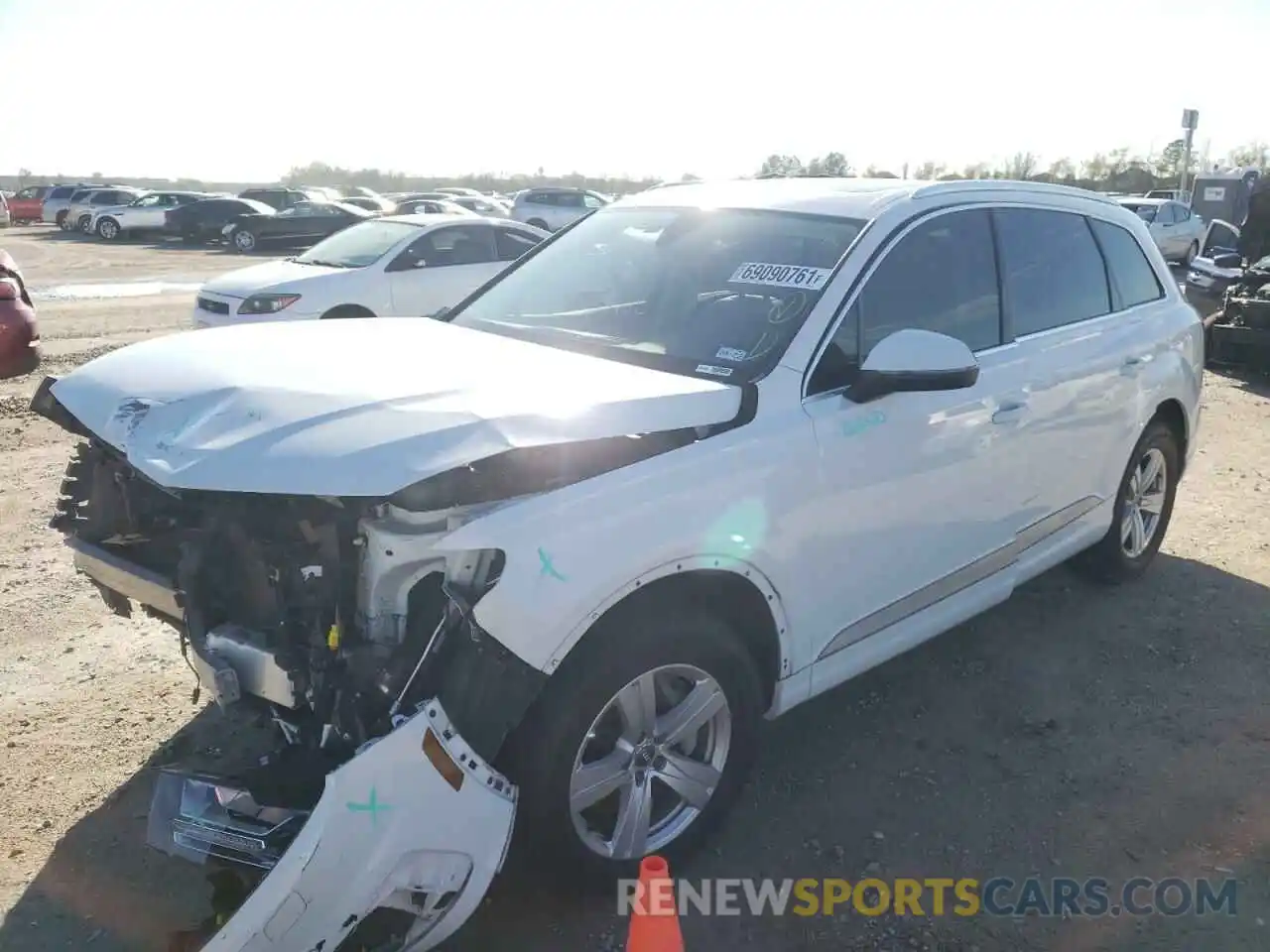 2 Photograph of a damaged car WA1LHAF72KD038514 AUDI Q7 2019