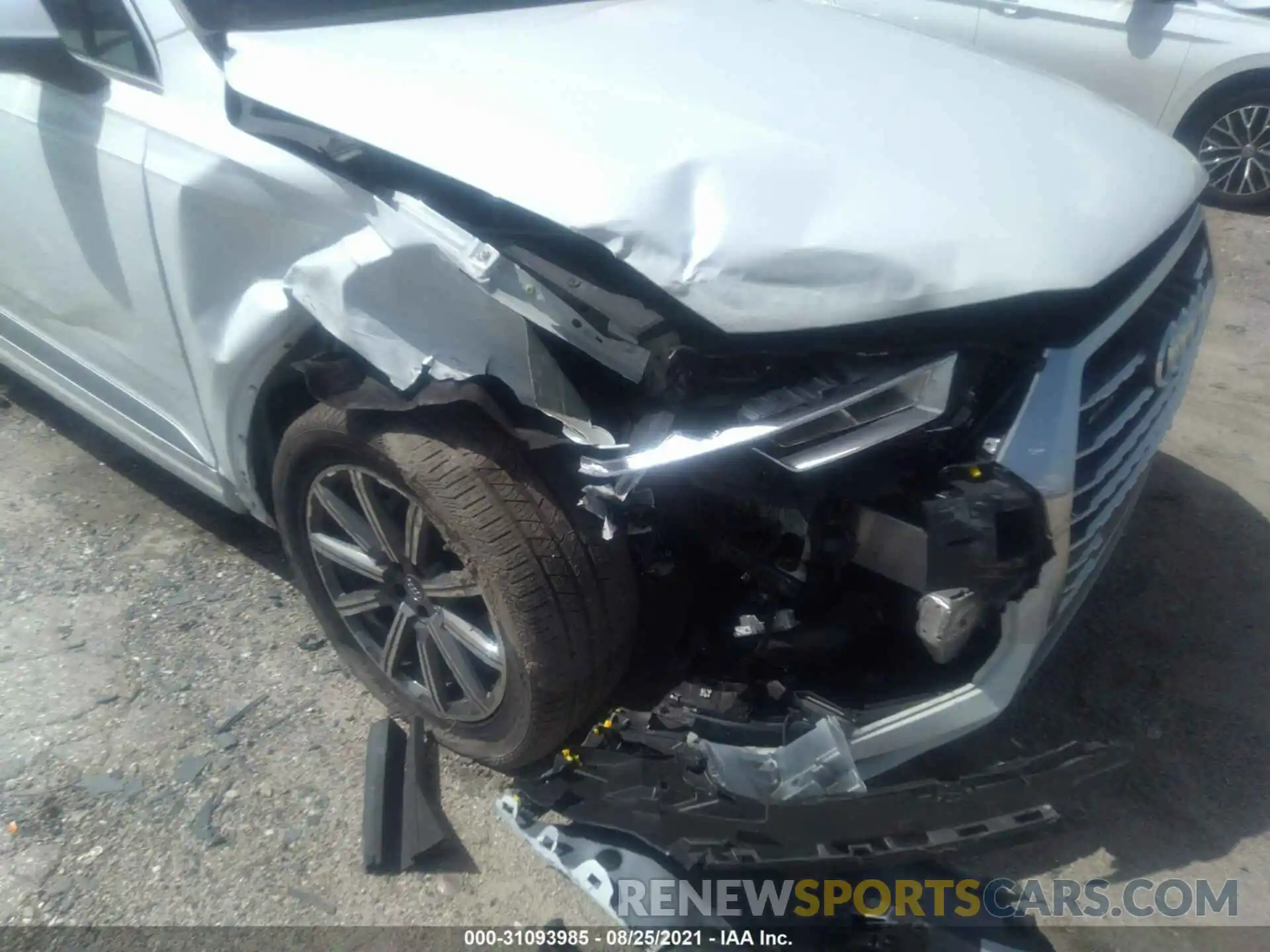 6 Photograph of a damaged car WA1LHAF72KD040201 AUDI Q7 2019