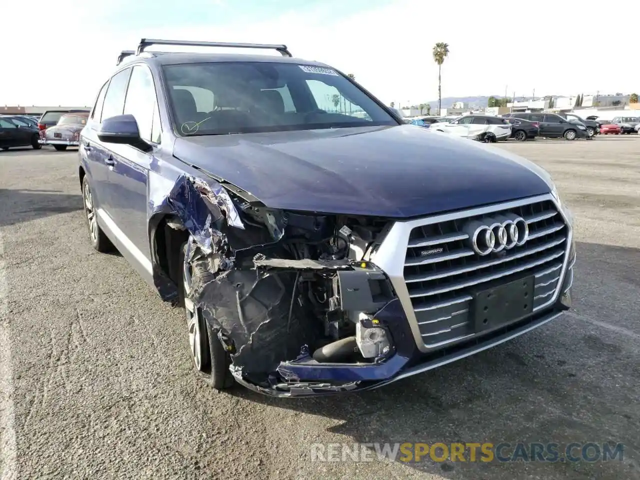 1 Photograph of a damaged car WA1LHAF72KD041655 AUDI Q7 2019