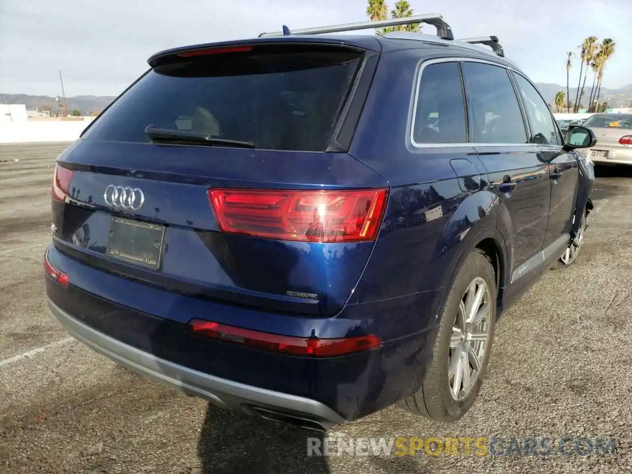 4 Фотография поврежденного автомобиля WA1LHAF72KD041655 AUDI Q7 2019