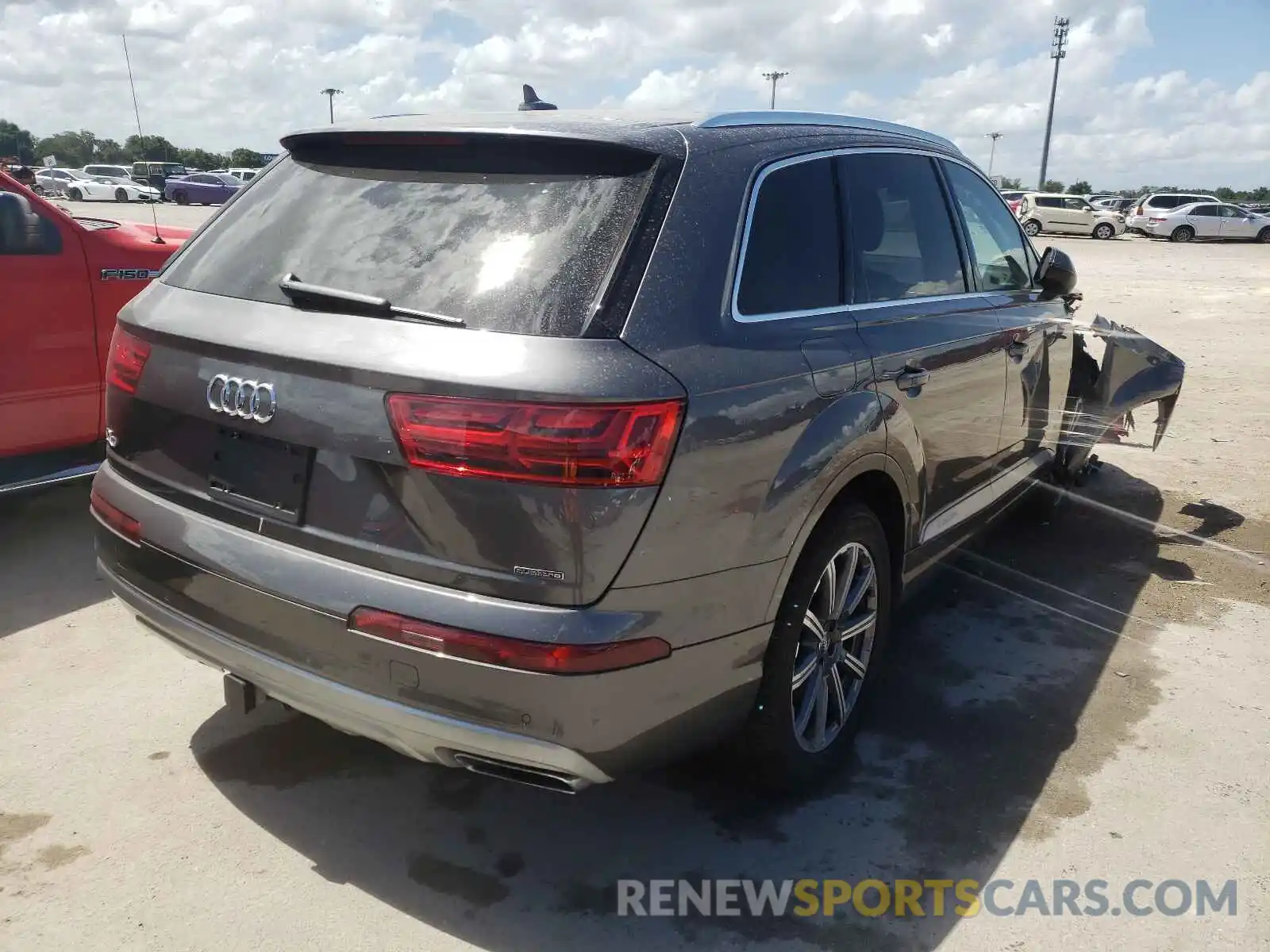 4 Фотография поврежденного автомобиля WA1LHAF72KD044832 AUDI Q7 2019