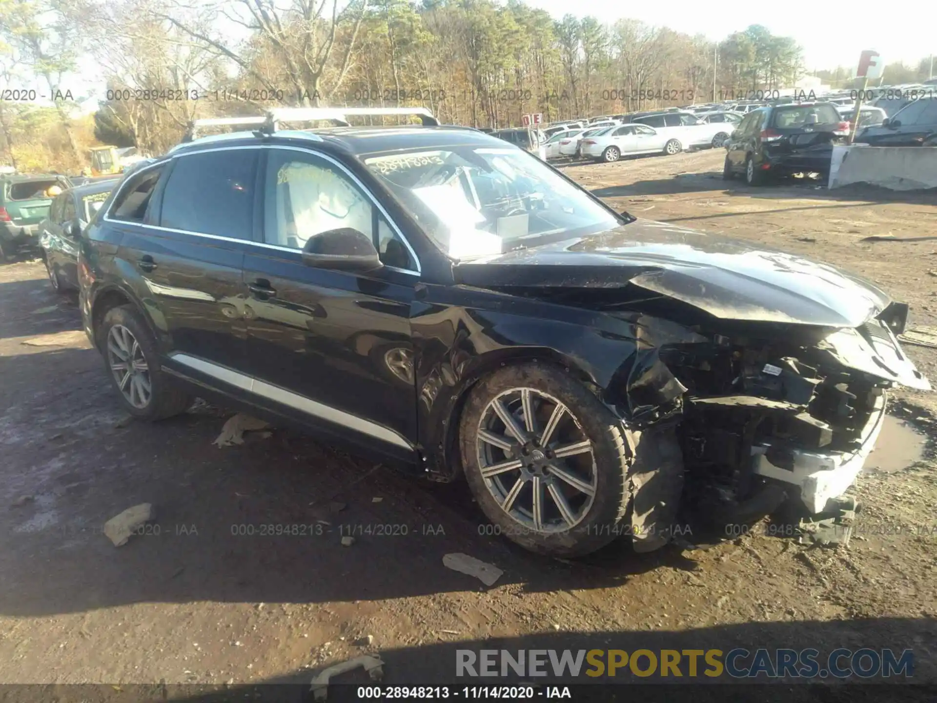 1 Photograph of a damaged car WA1LHAF73KD014724 AUDI Q7 2019