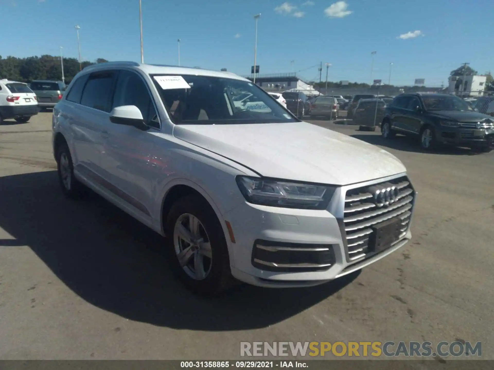 1 Фотография поврежденного автомобиля WA1LHAF73KD015937 AUDI Q7 2019