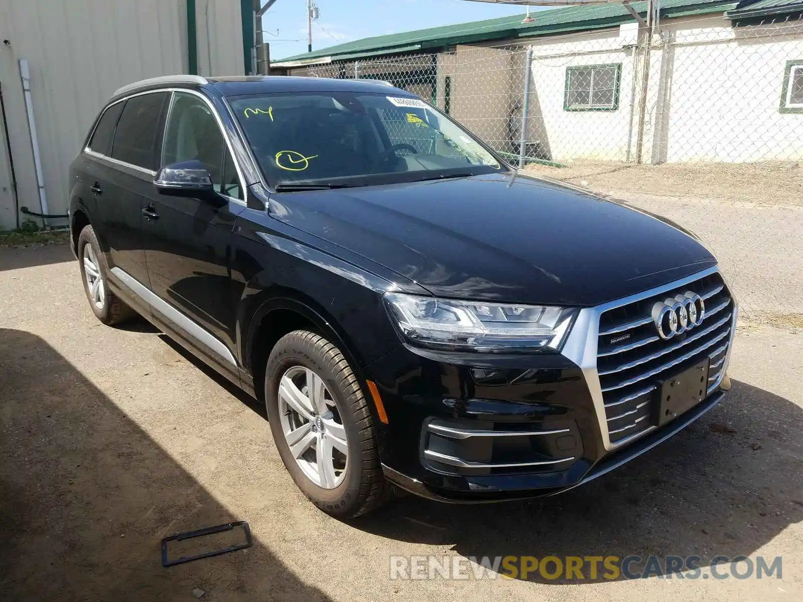 1 Photograph of a damaged car WA1LHAF73KD020118 AUDI Q7 2019