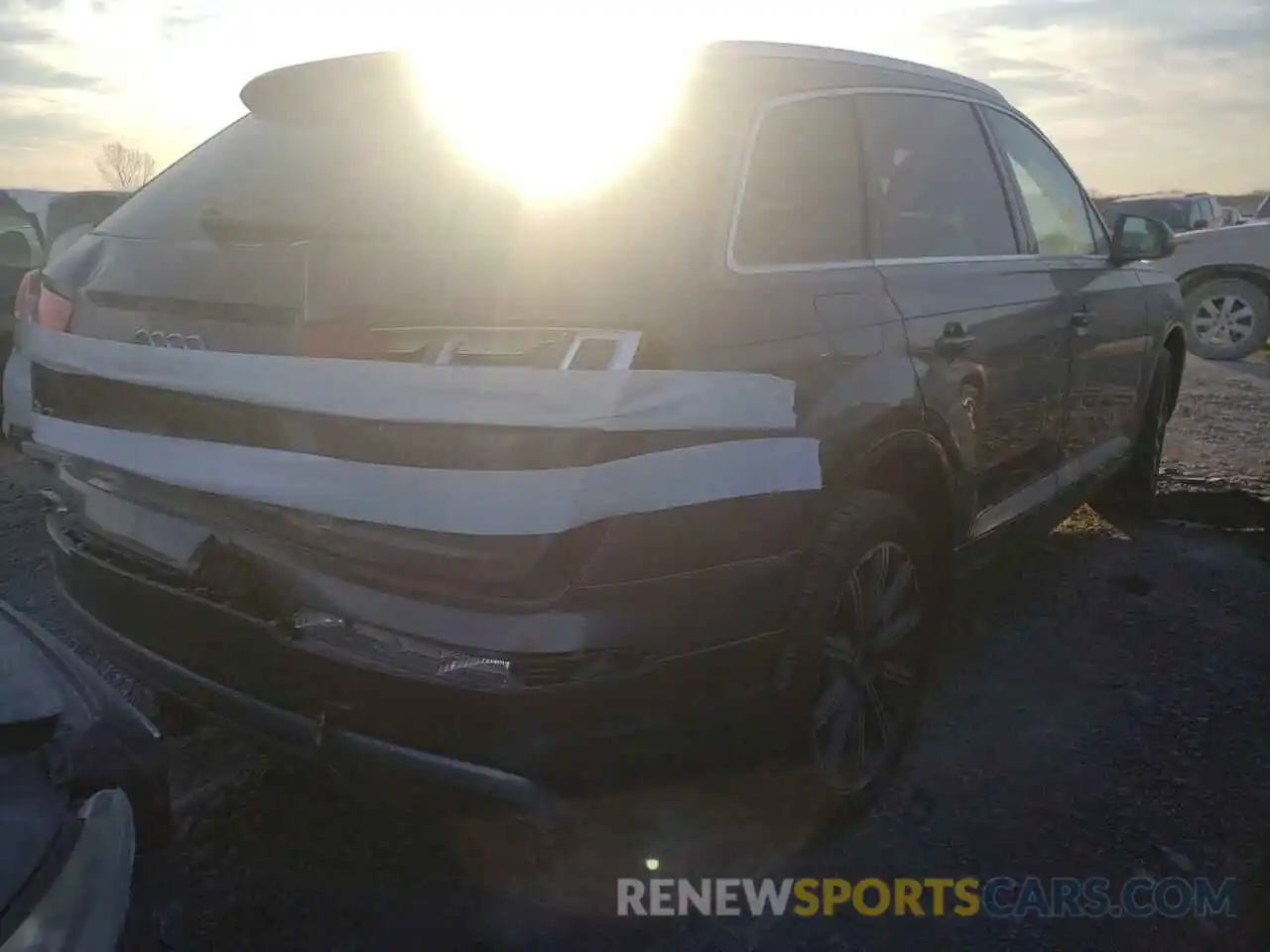 4 Photograph of a damaged car WA1LHAF73KD023245 AUDI Q7 2019