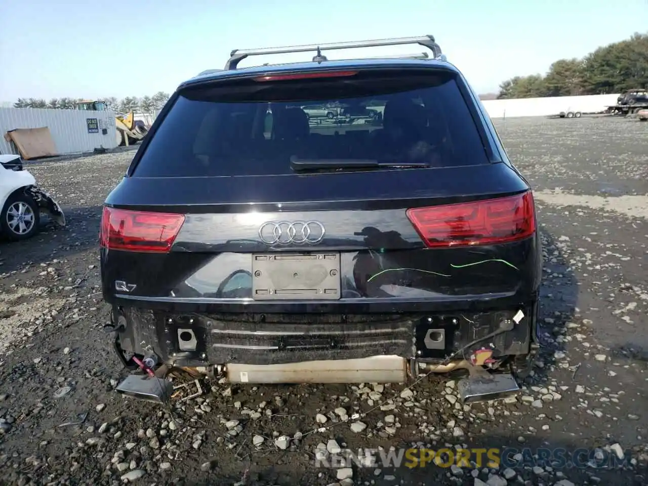 9 Фотография поврежденного автомобиля WA1LHAF73KD026761 AUDI Q7 2019